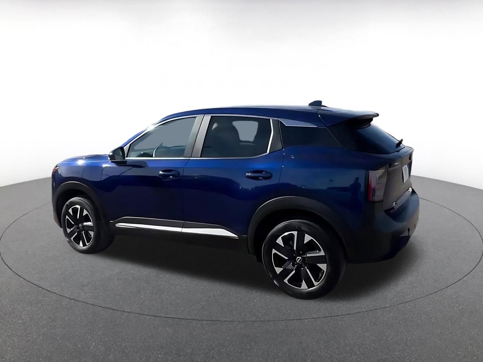 Thumbnail: 2025 Nissan Kicks - 10