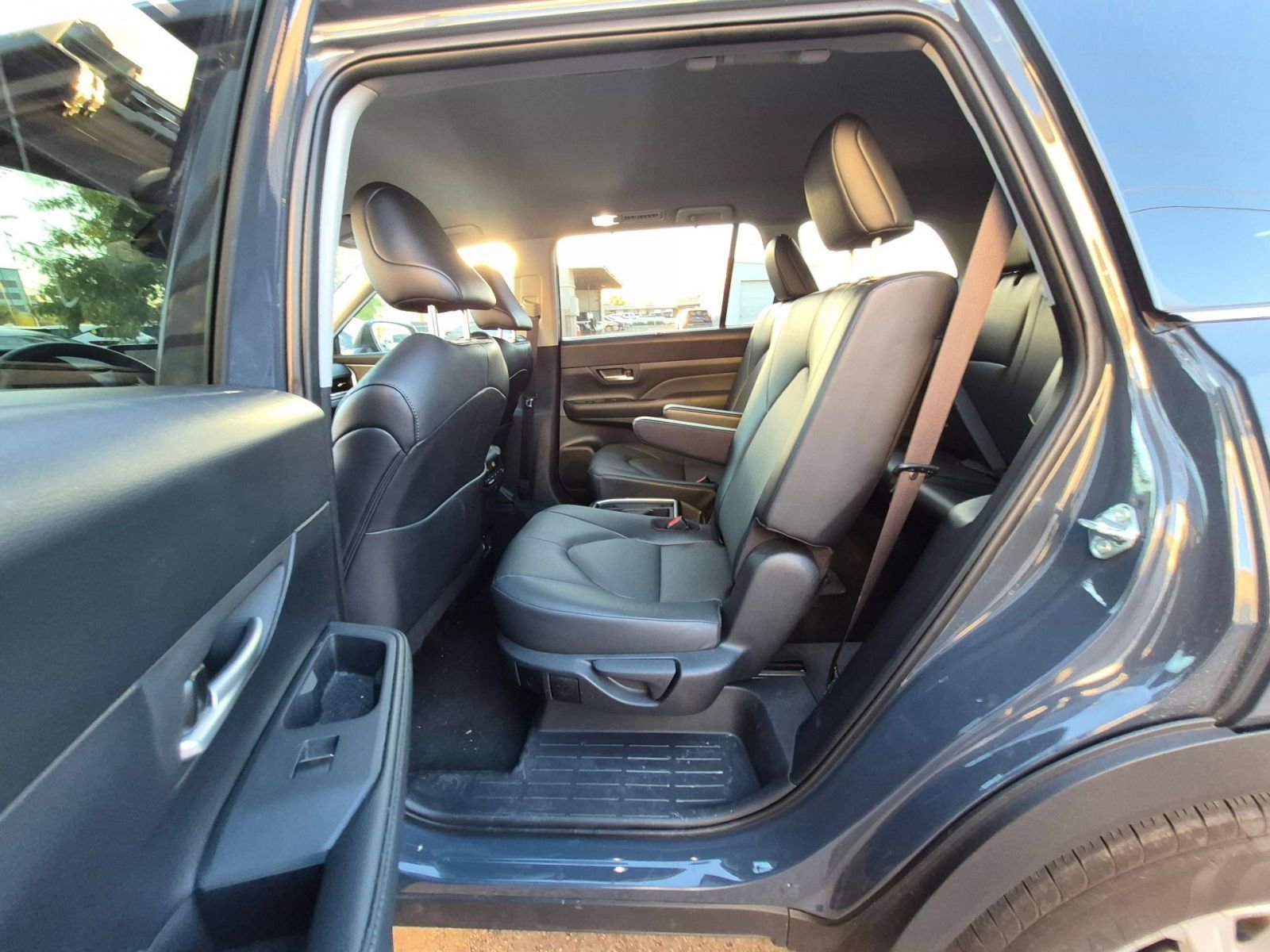 Thumbnail: 2025 Toyota Grand Highlander - 13