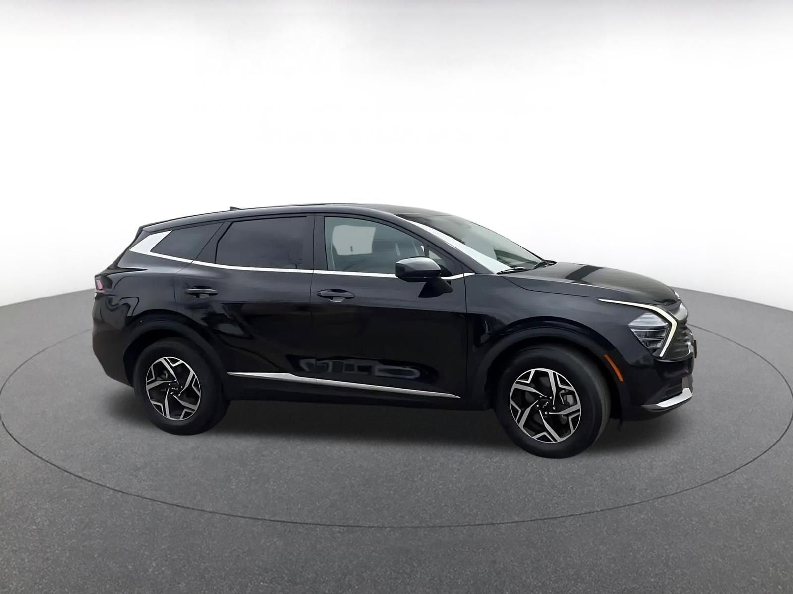 Thumbnail: 2025 Kia Sportage - 2