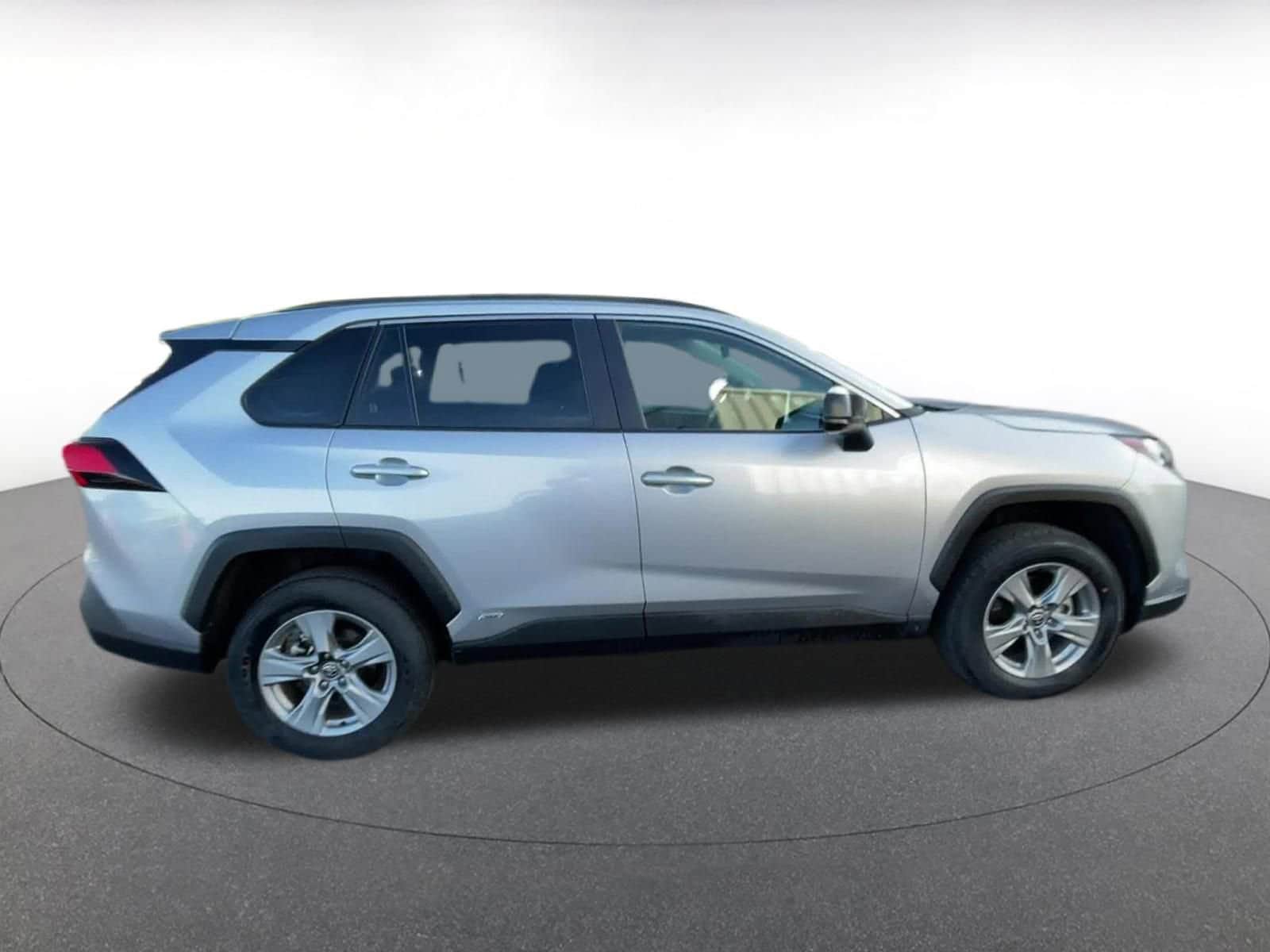 Thumbnail: 2025 Toyota RAV4 - 16