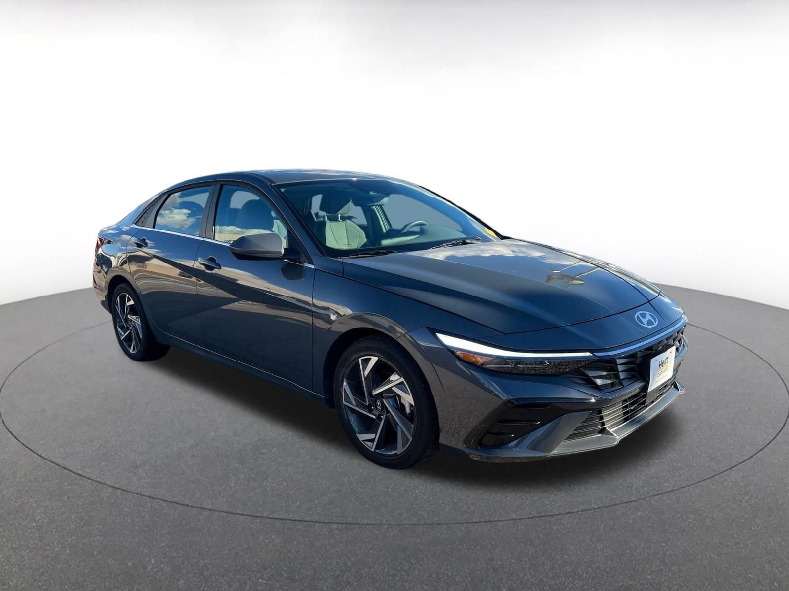 Thumbnail: 2025 Hyundai Elantra - 1