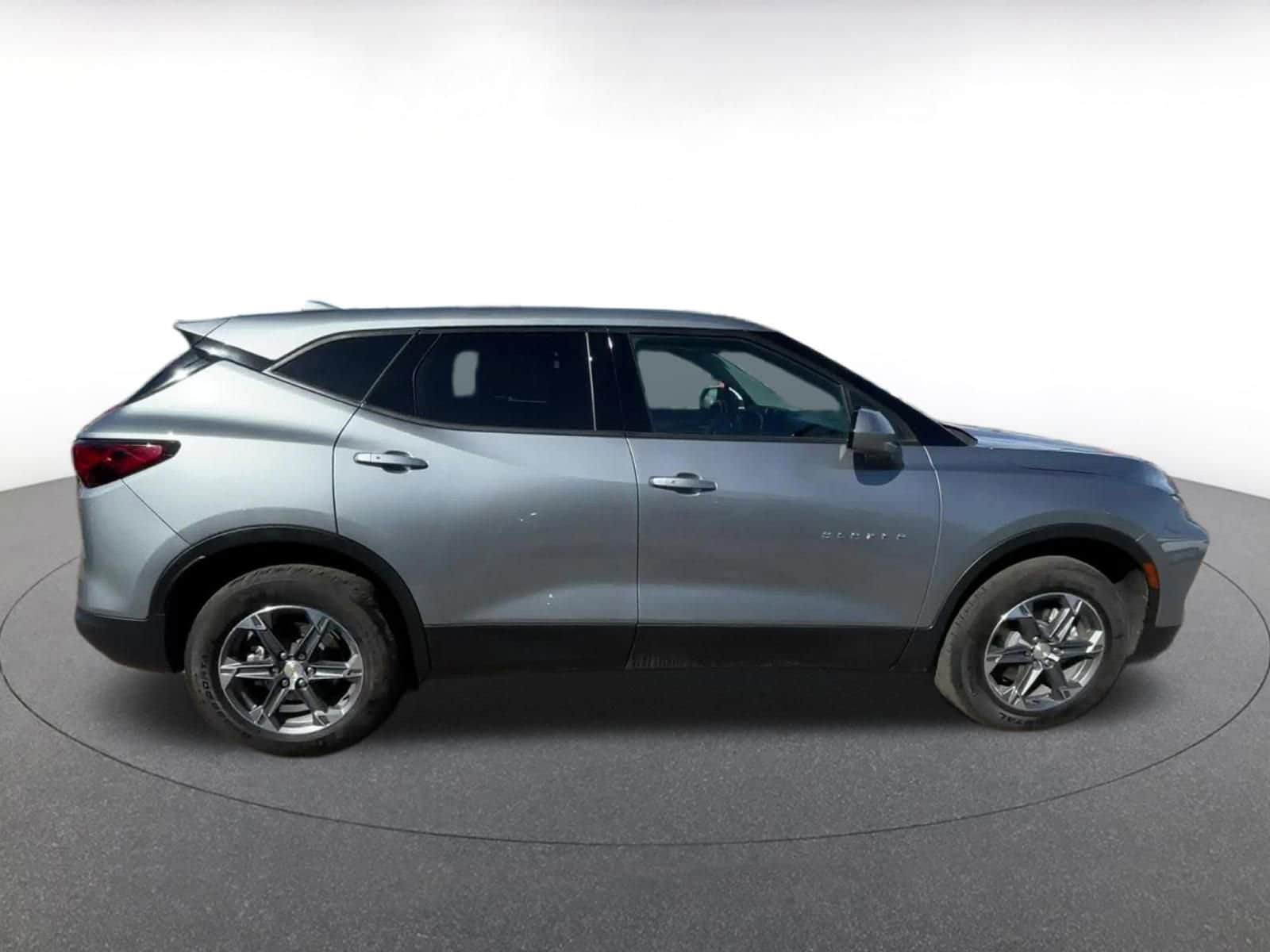 Thumbnail: 2025 Chevrolet Blazer - 16