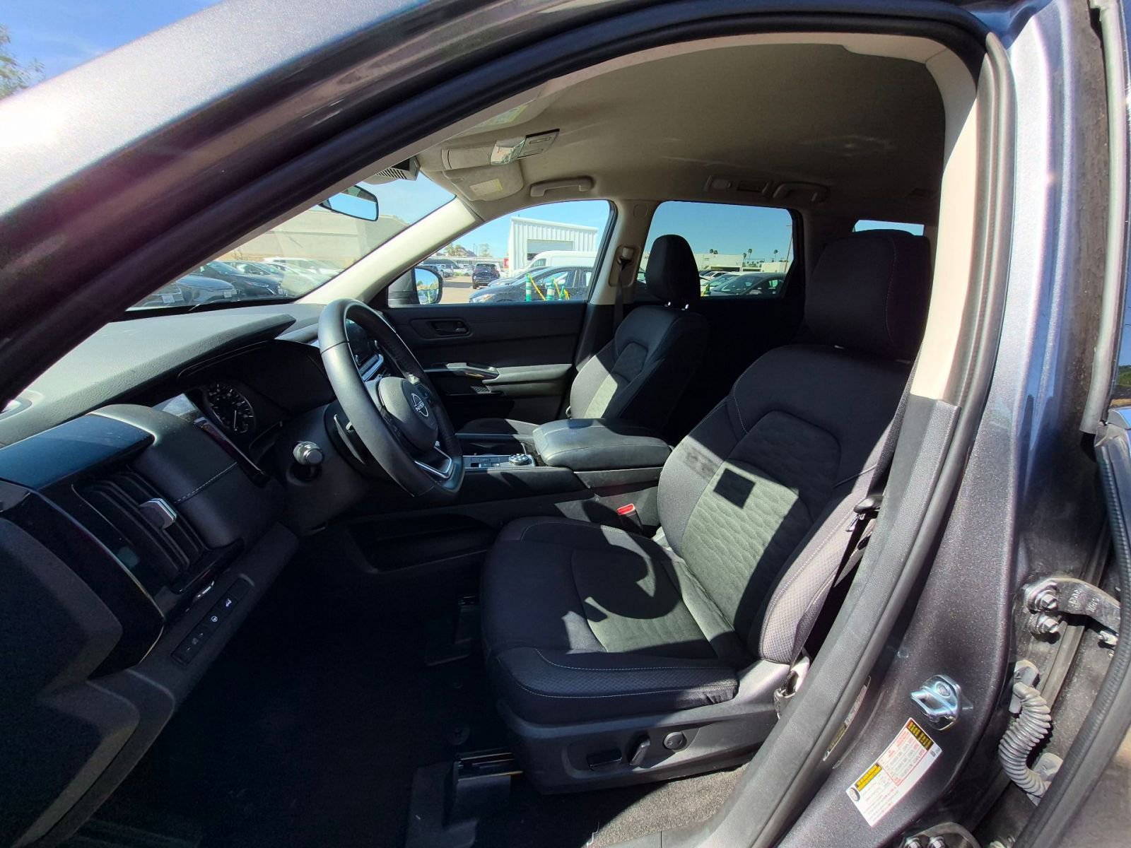 Thumbnail: 2025 Nissan Pathfinder - 13