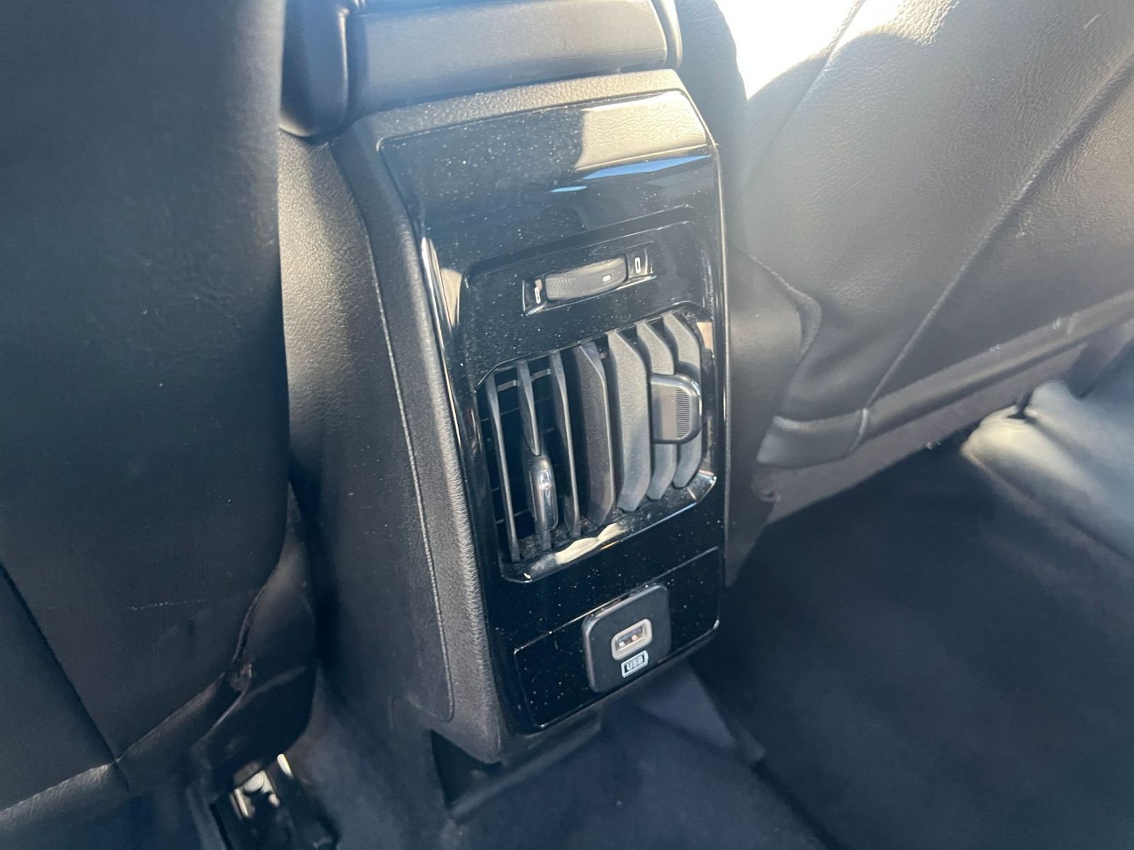 Thumbnail: 2023 Jeep Compass - 23