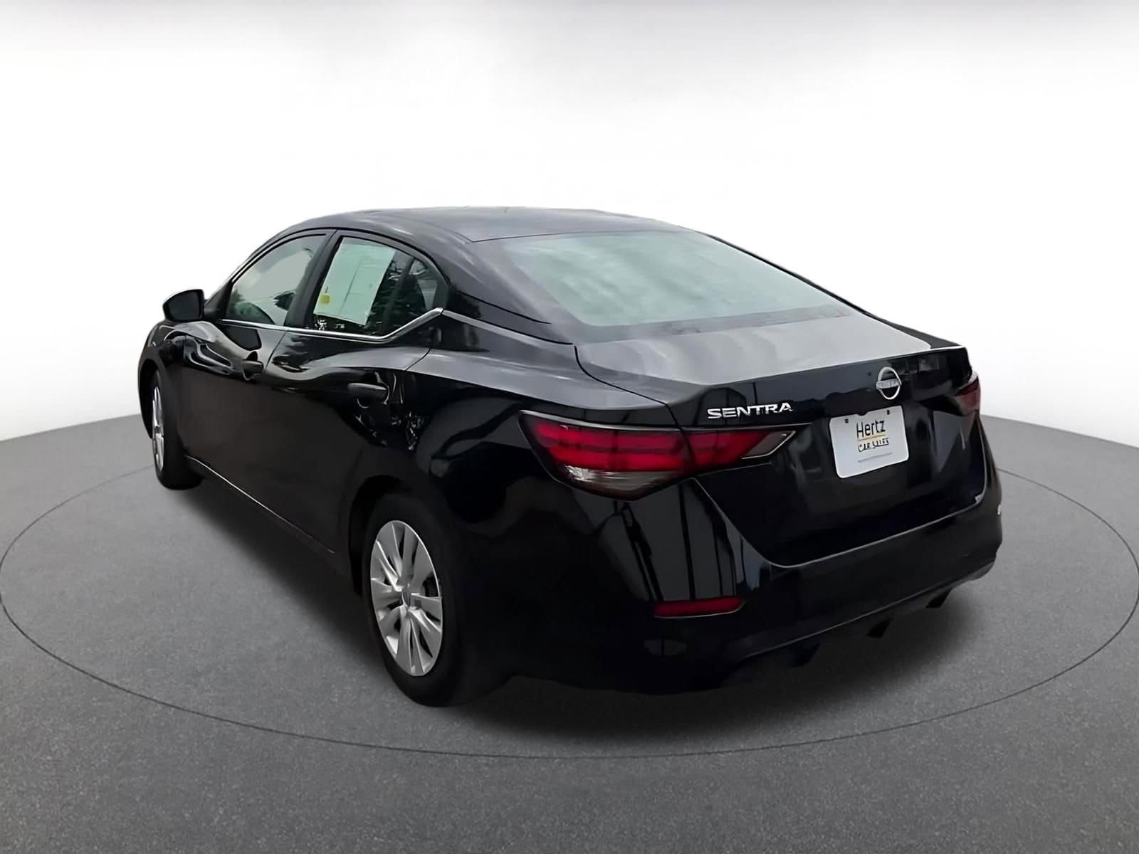 Thumbnail: 2025 Nissan Sentra - 11