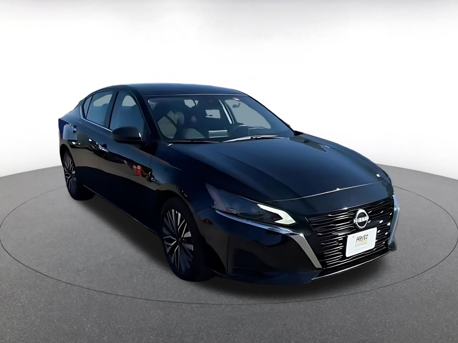 Thumbnail: 2025 Nissan Altima - 16