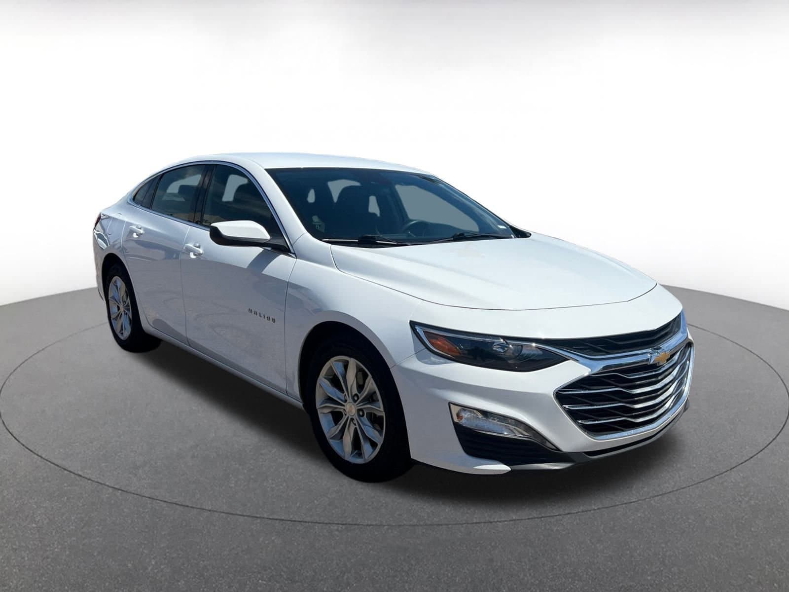 Thumbnail: 2023 Chevrolet Malibu - 1