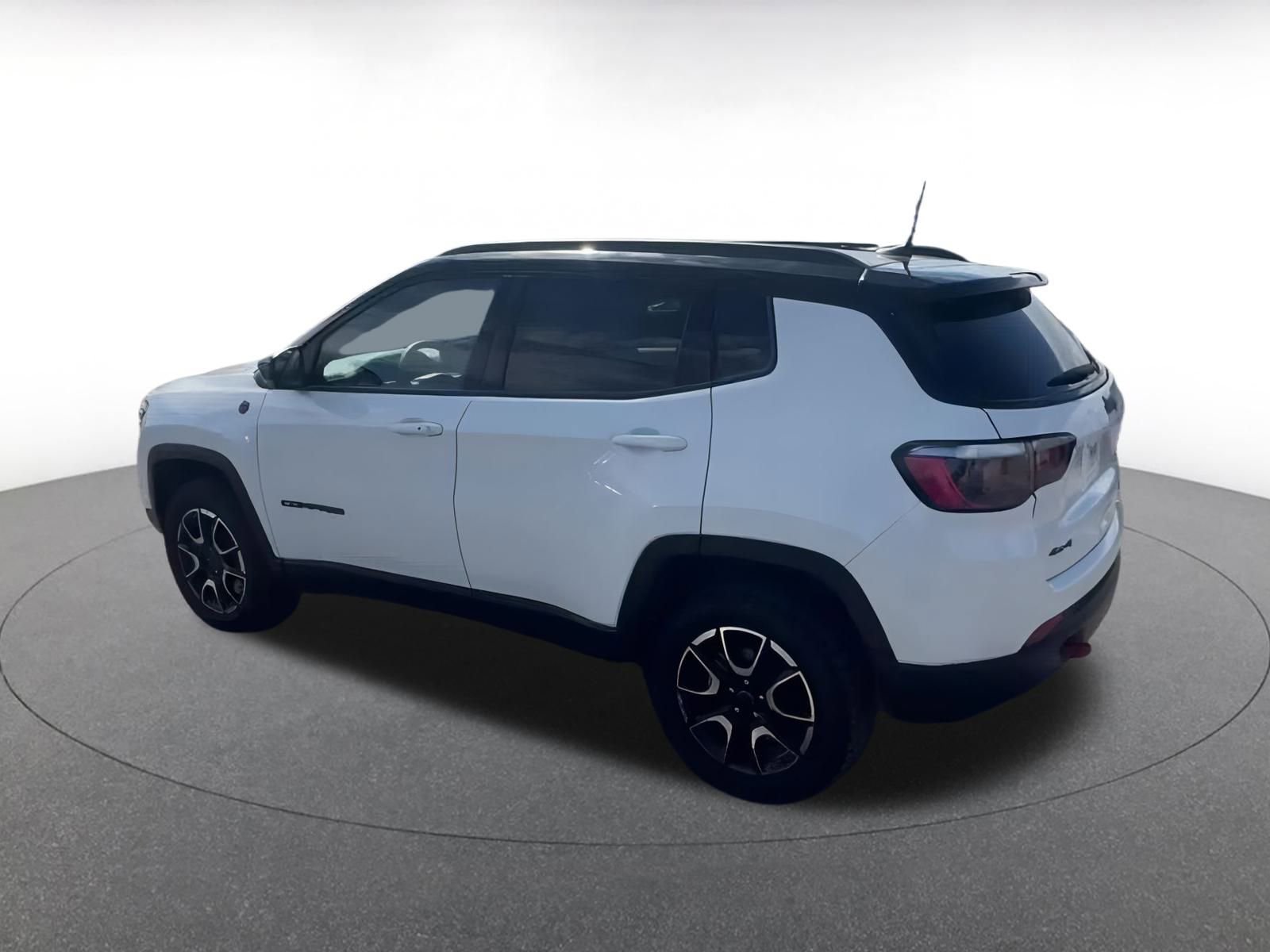 Thumbnail: 2025 Jeep Compass - 10