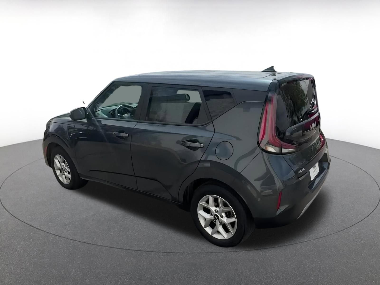 2024 Kia Soul LX 10