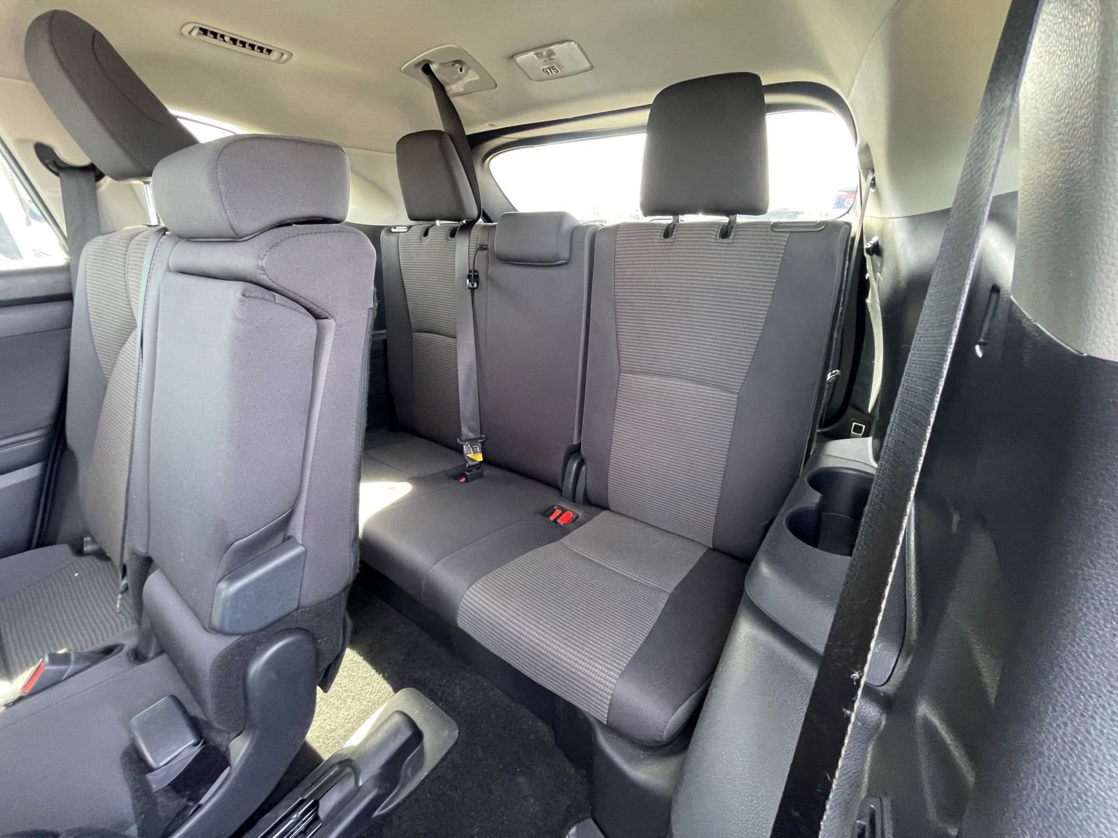 Thumbnail: 2025 Toyota Highlander - 30