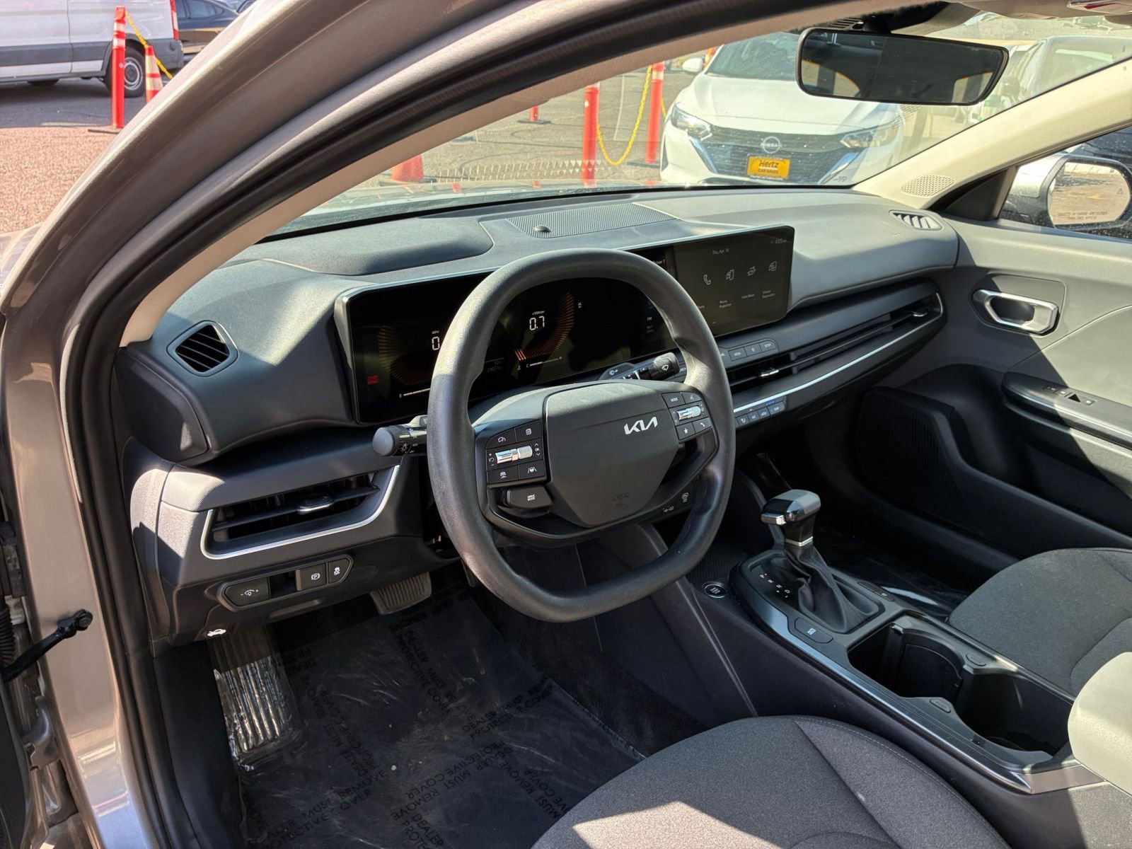 Thumbnail: 2025 Kia K4 - 32