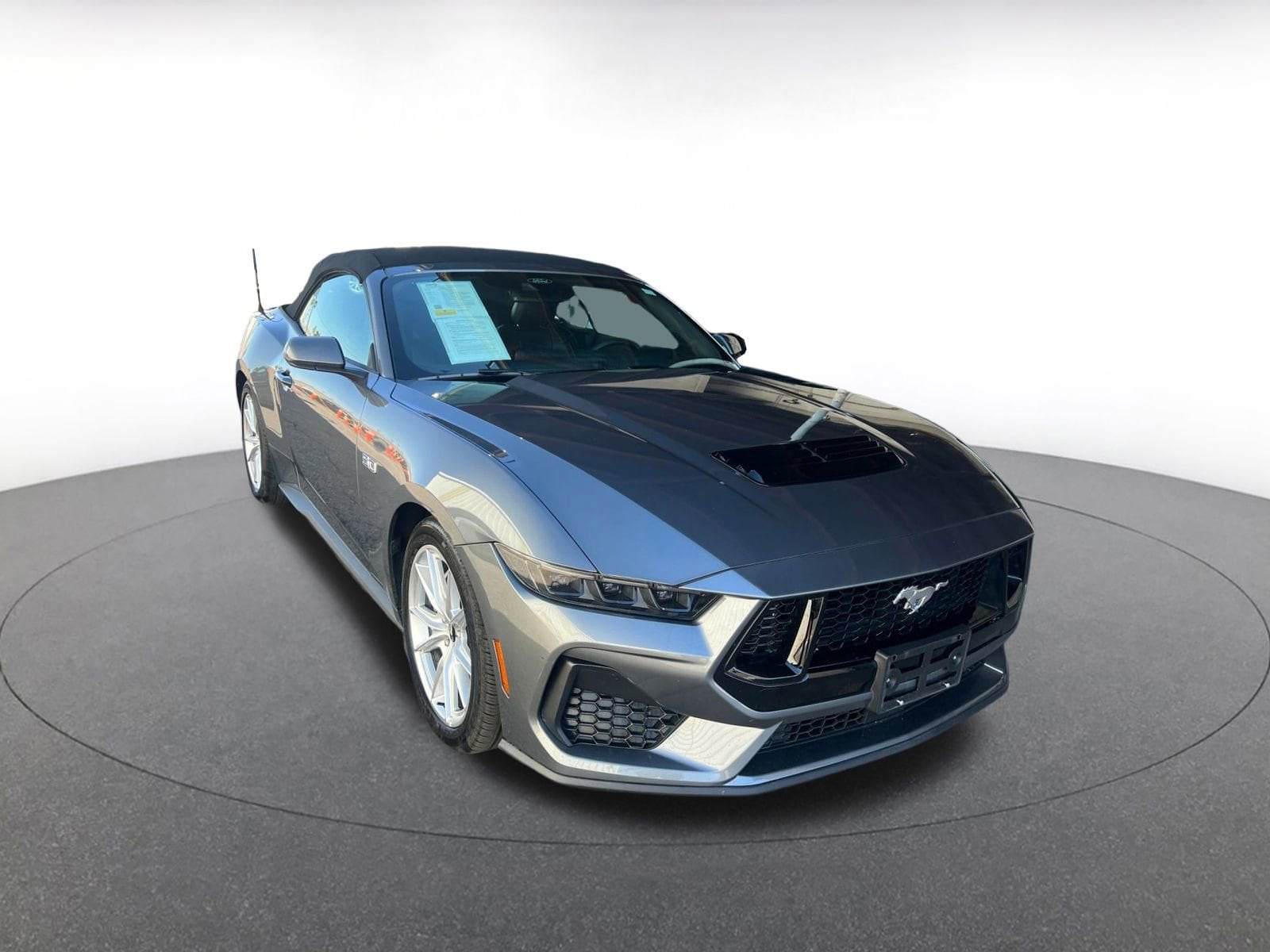 Thumbnail: 2025 Ford Mustang - 1