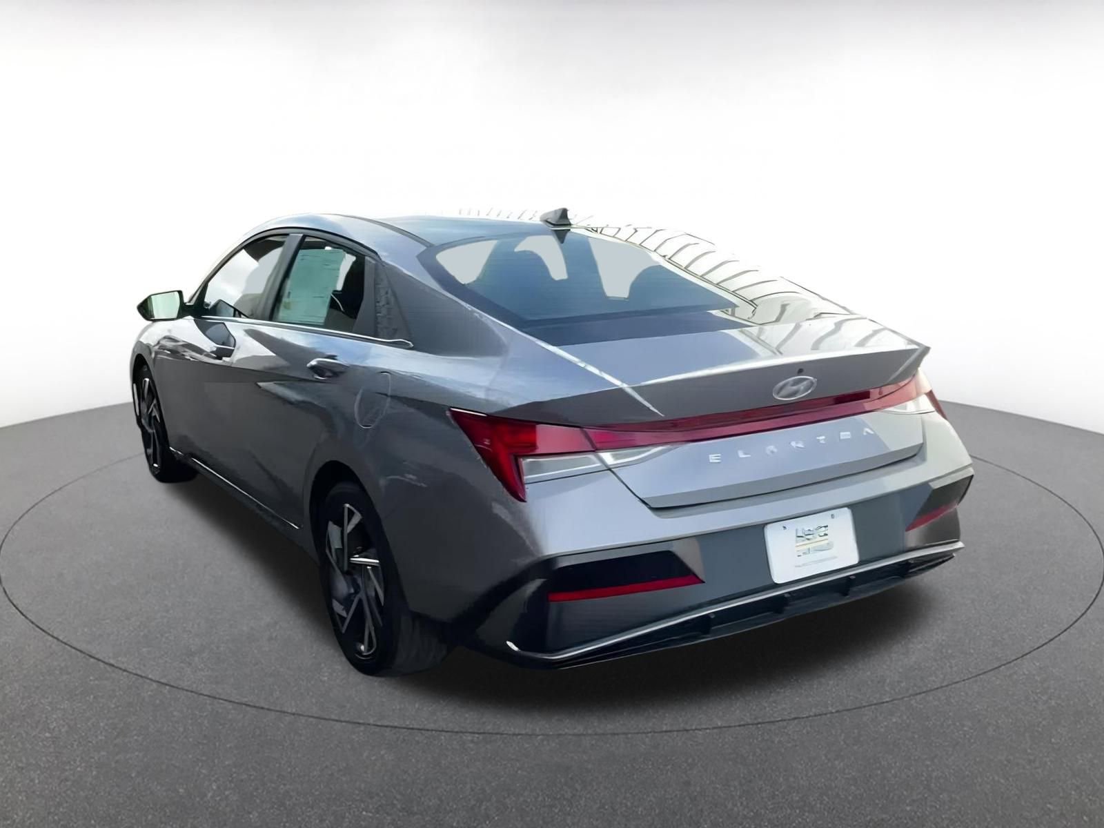 Thumbnail: 2025 Hyundai Elantra - 11