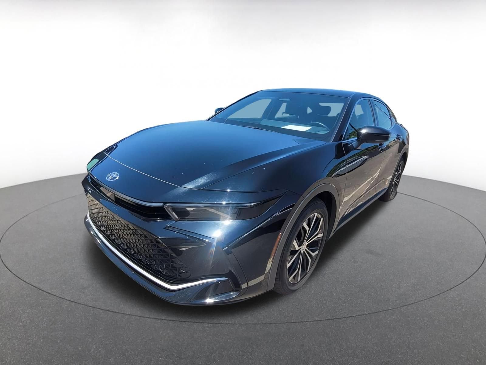 2024 Toyota Crown XLE 4