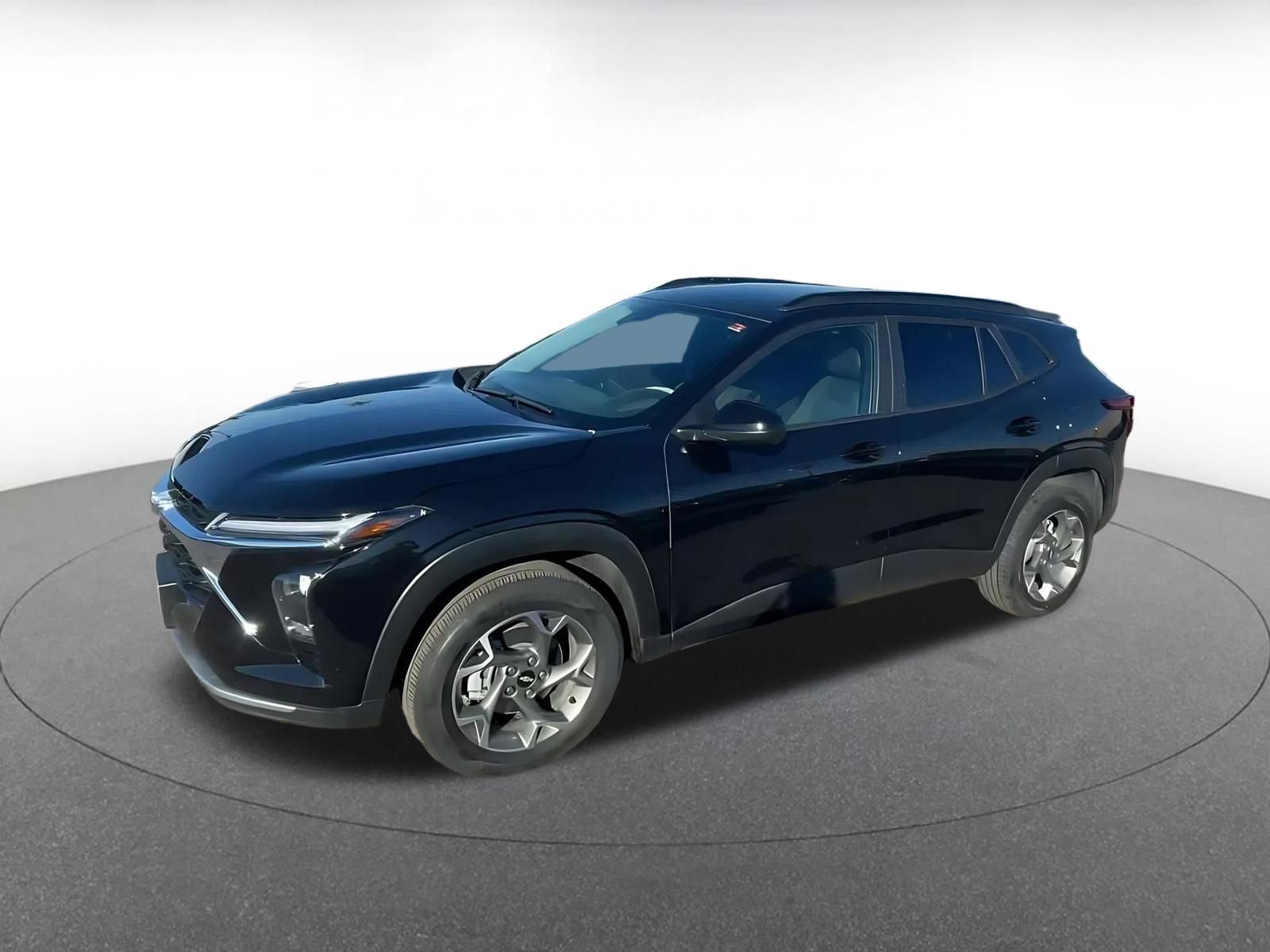 Thumbnail: 2025 Chevrolet Trax - 8