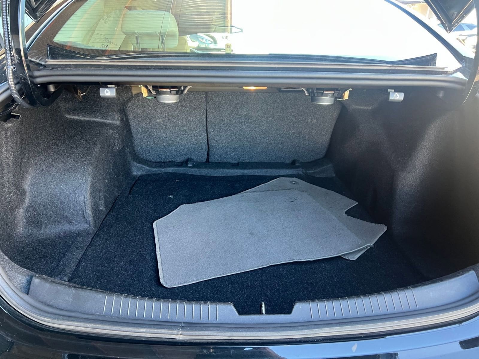 Thumbnail: 2024 Chevrolet Malibu - 31