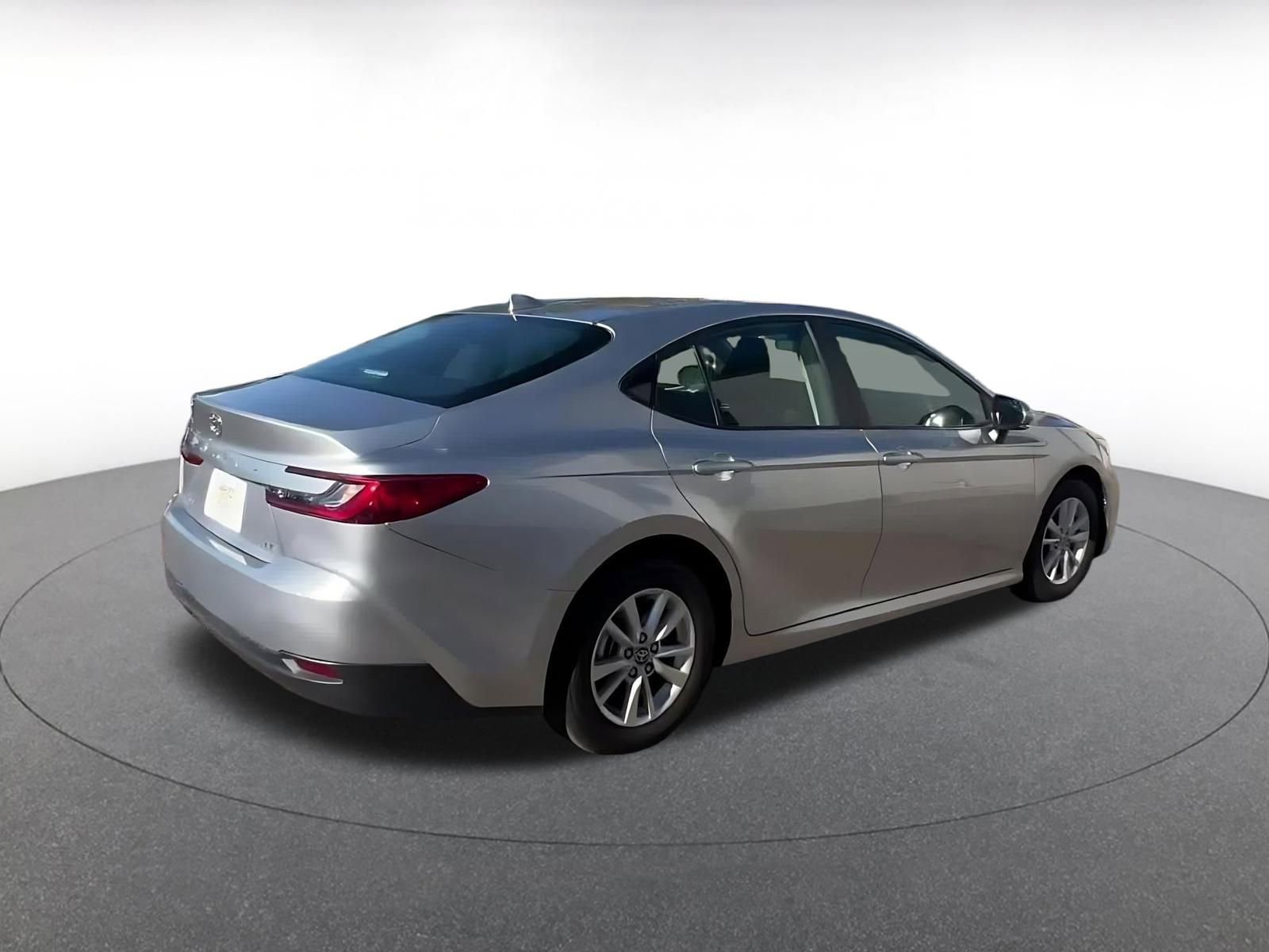 Thumbnail: 2025 Toyota Camry - 15