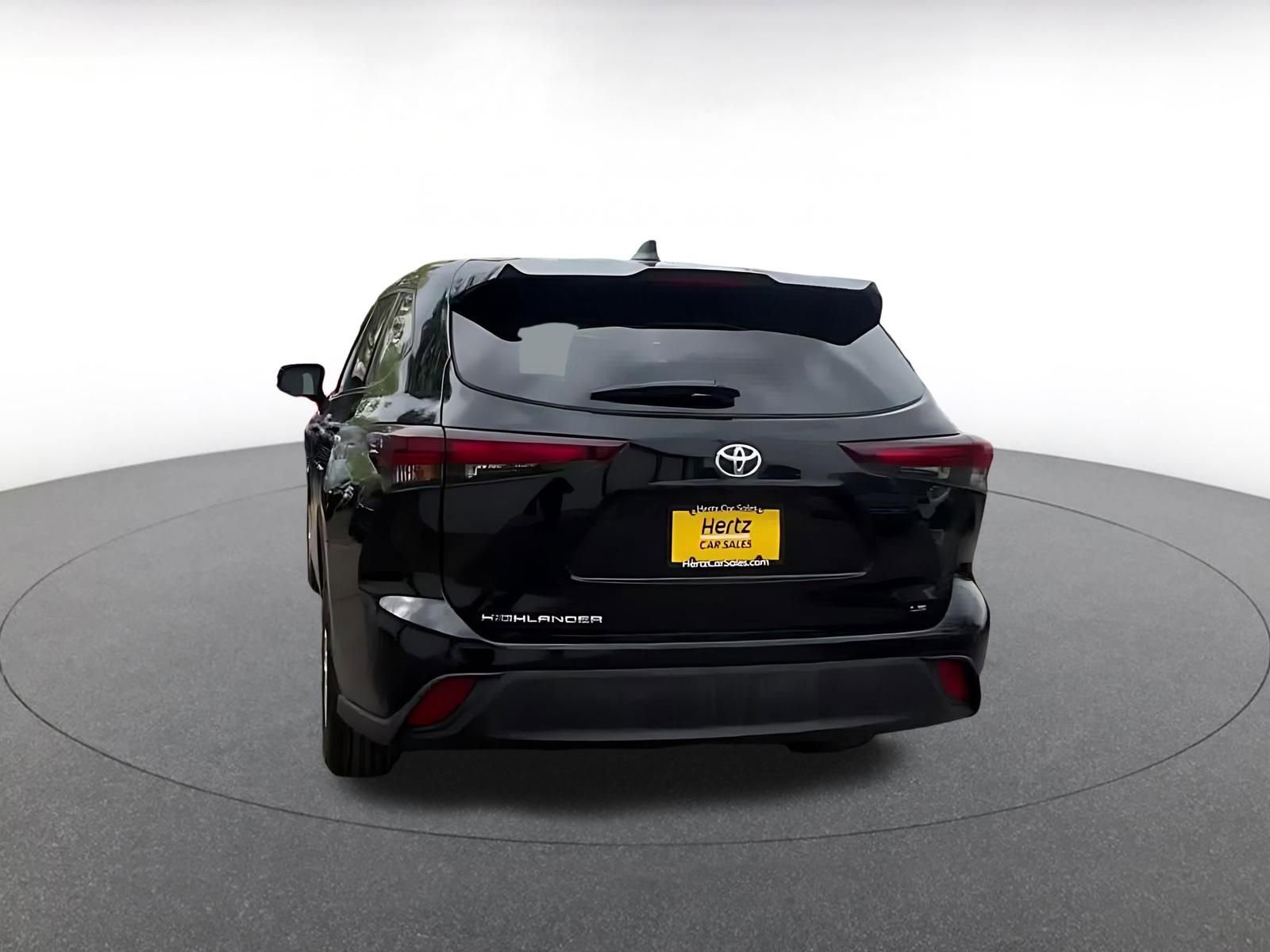 Thumbnail: 2025 Toyota Highlander - 12