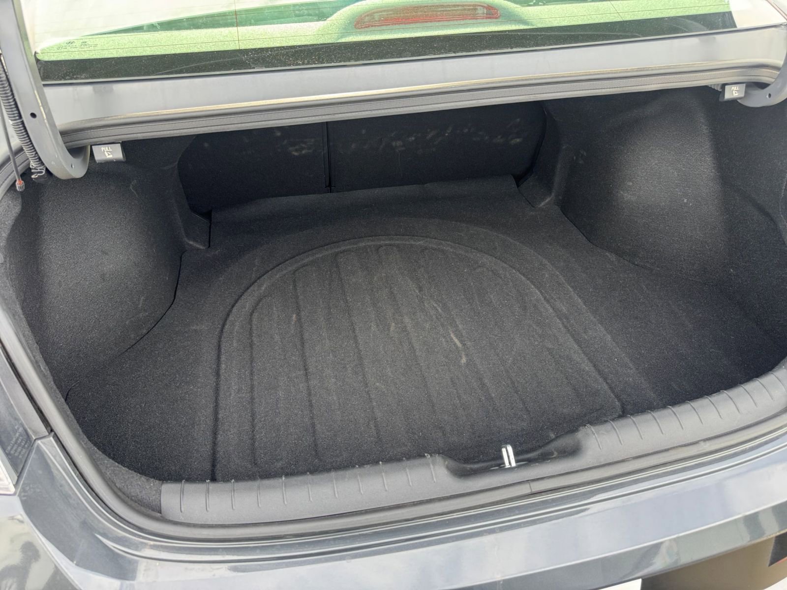 Thumbnail: 2025 Hyundai Elantra - 31