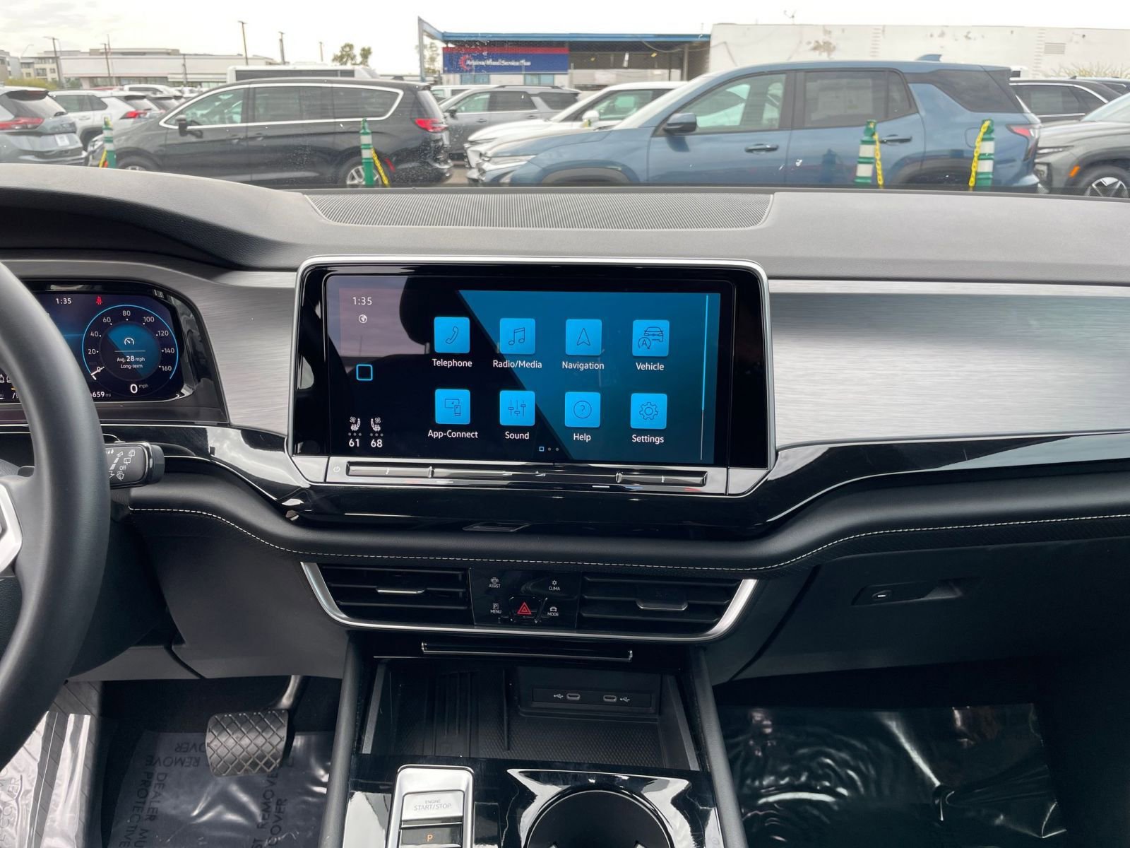 Thumbnail: 2025 Volkswagen Atlas - 17