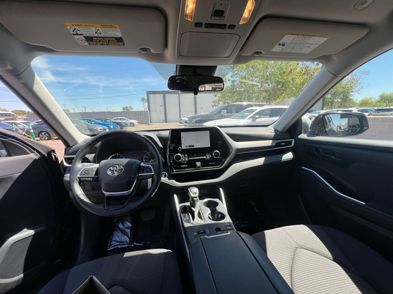 Thumbnail: 2025 Toyota Highlander - 35