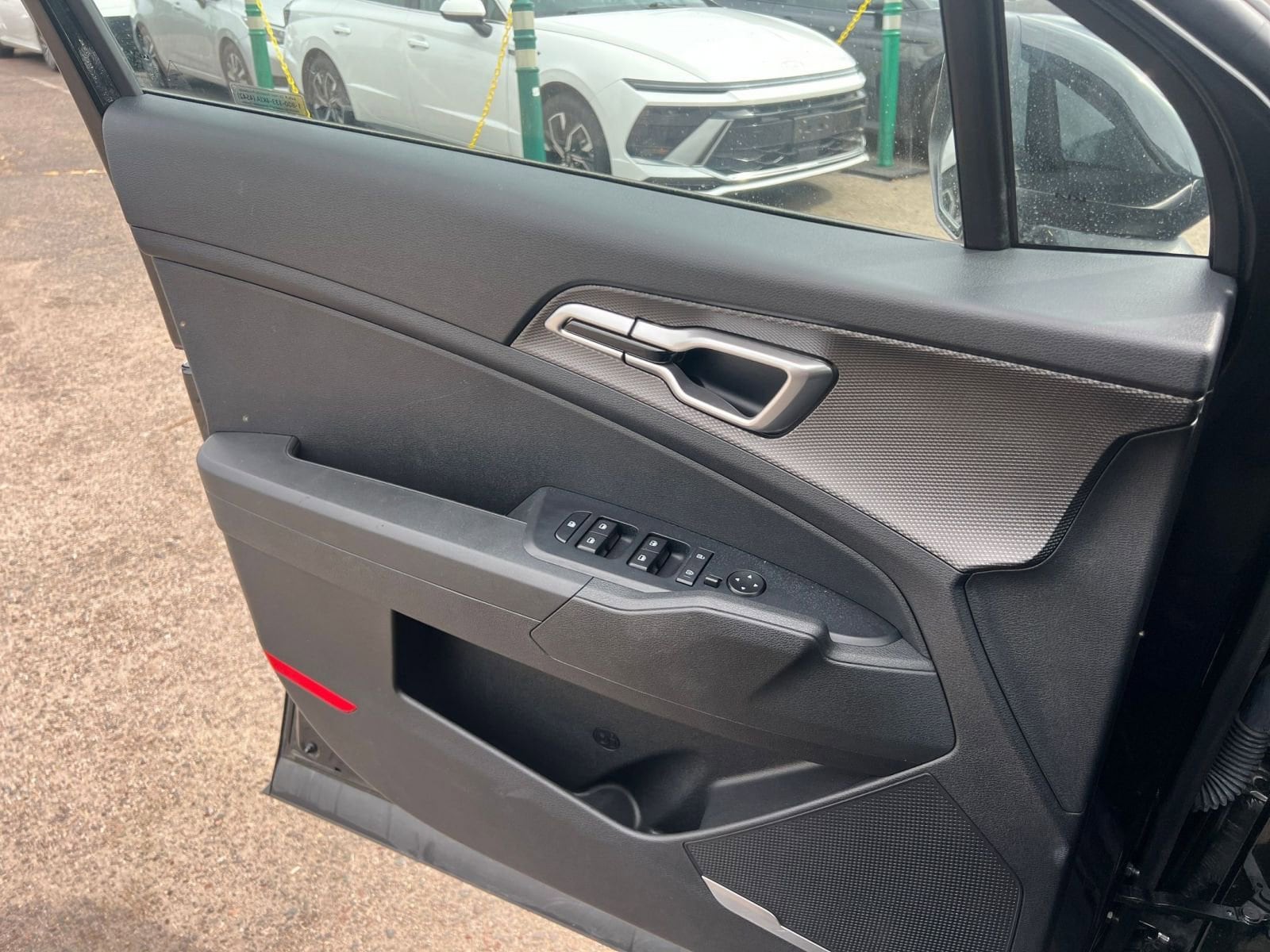 Thumbnail: 2025 Kia Sportage - 18