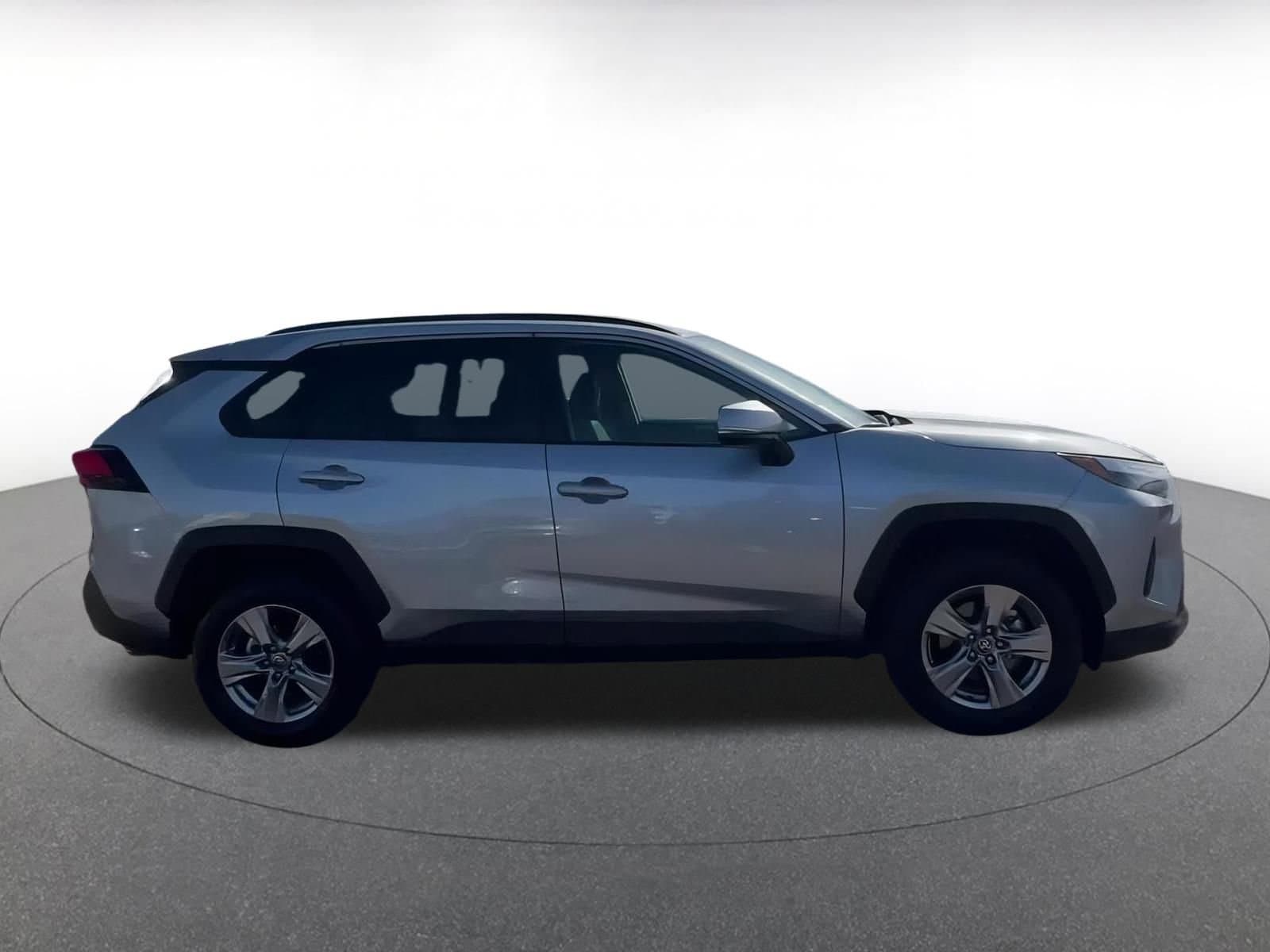 Thumbnail: 2025 Toyota RAV4 - 16