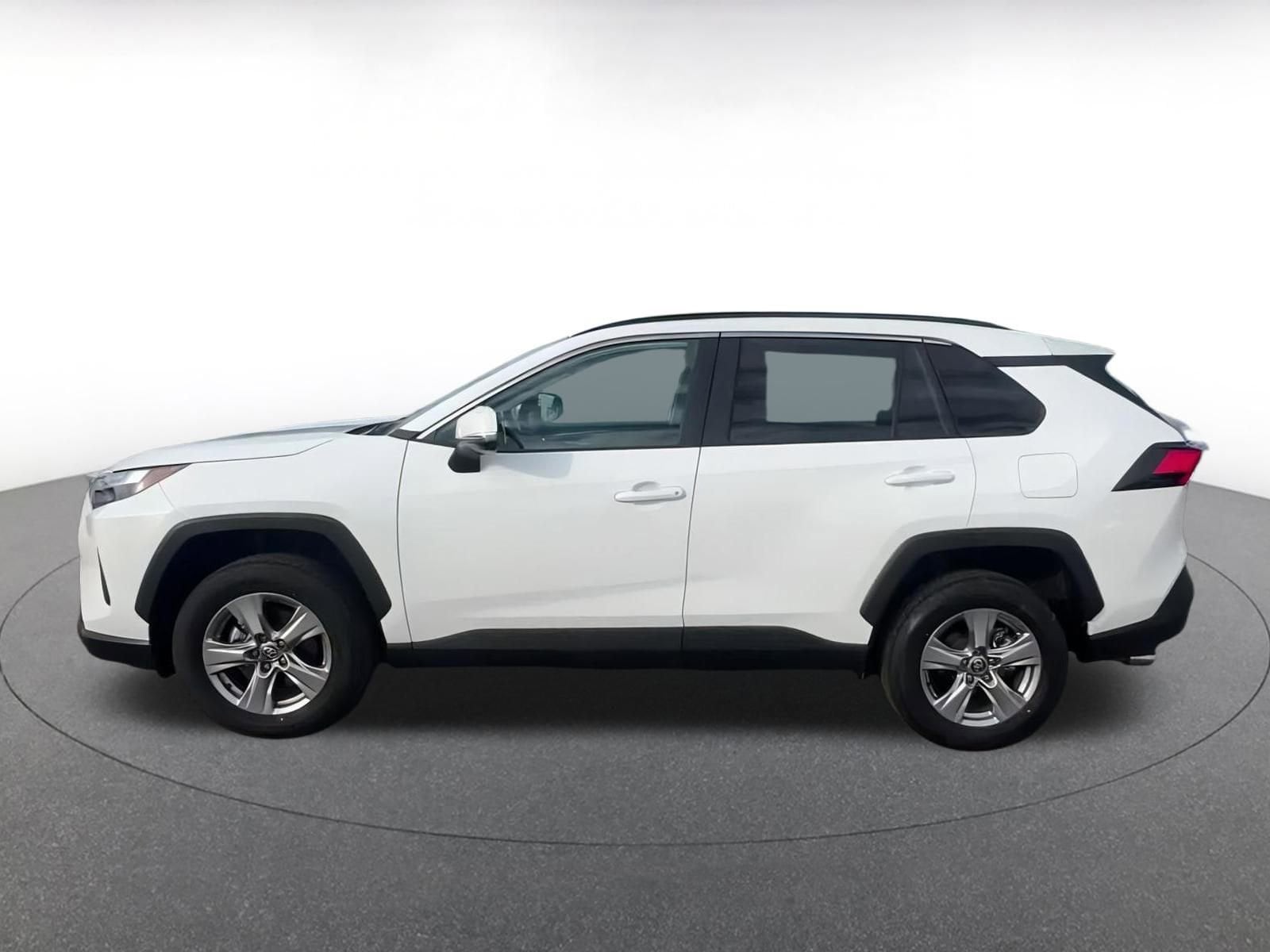 Thumbnail: 2025 Toyota RAV4 - 9