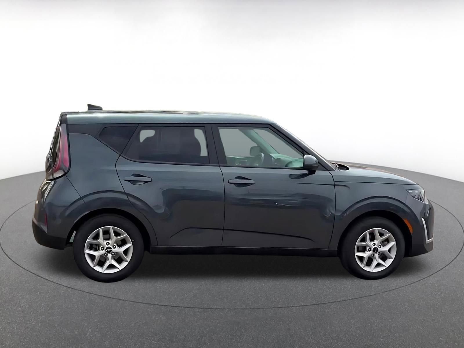 Thumbnail: 2025 Kia Soul - 16
