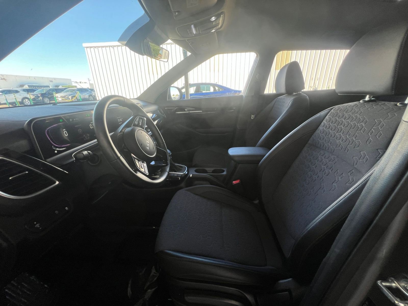 Thumbnail: 2025 Kia Seltos - 27