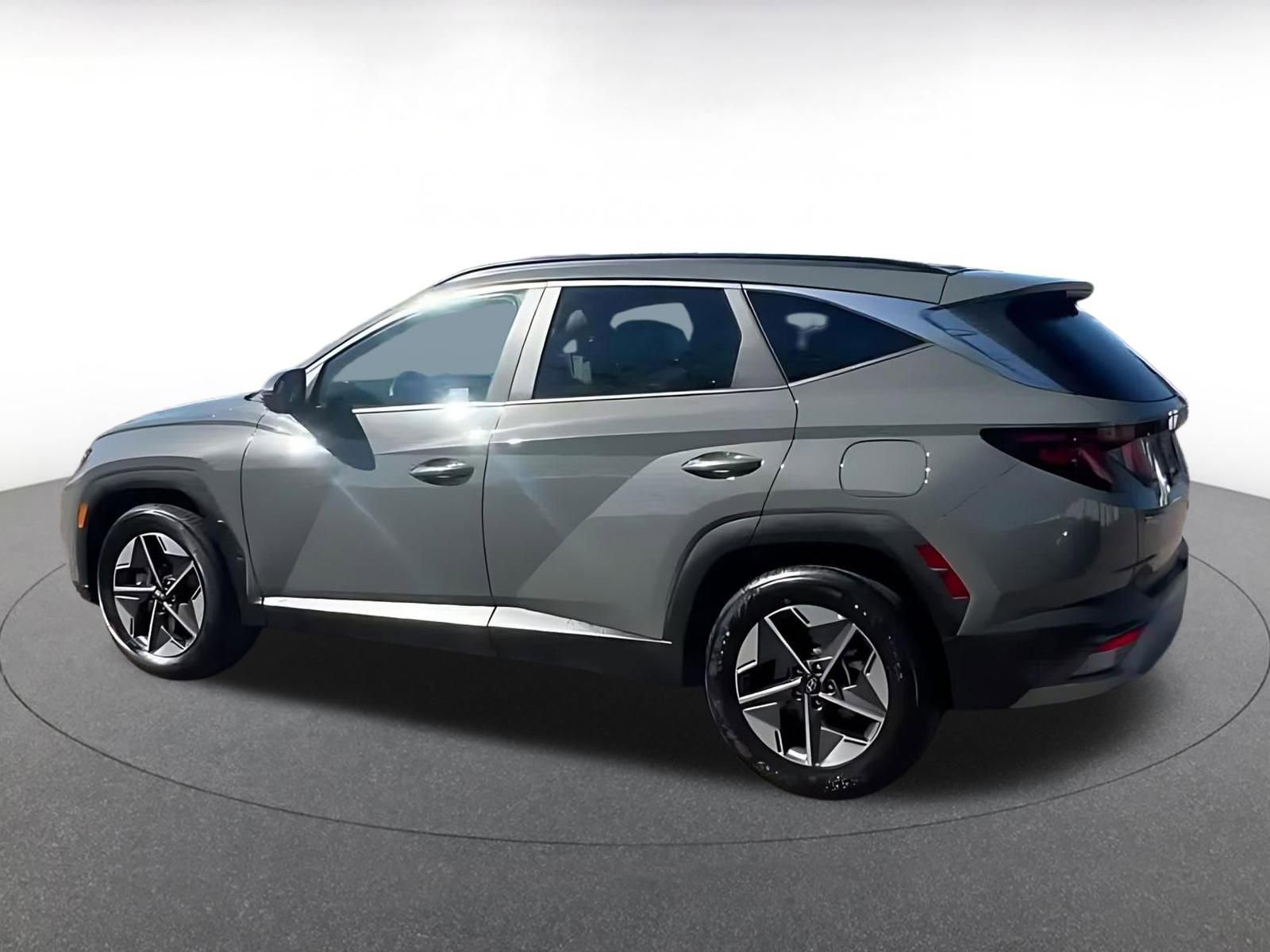 Thumbnail: 2025 Hyundai Tucson - 10