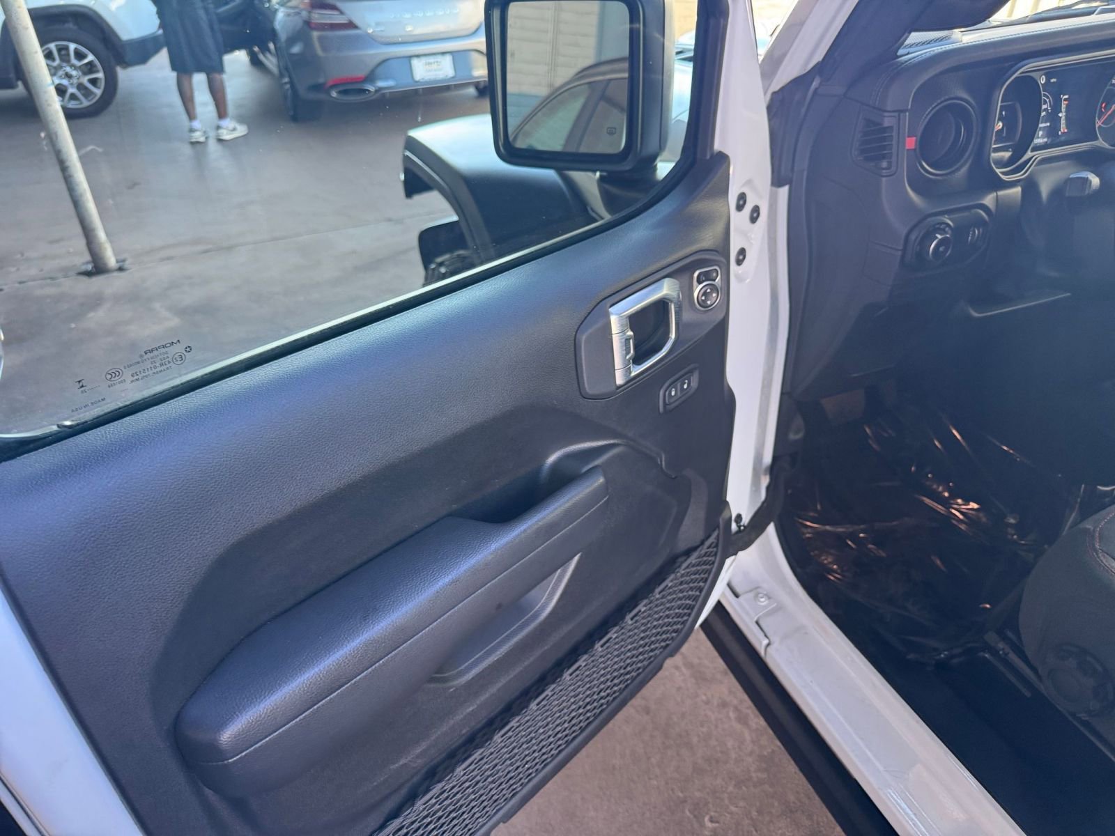 Thumbnail: 2025 Jeep Wrangler - 20