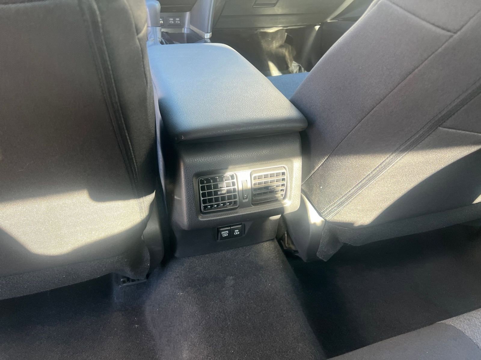 Thumbnail: 2025 Toyota Camry - 24