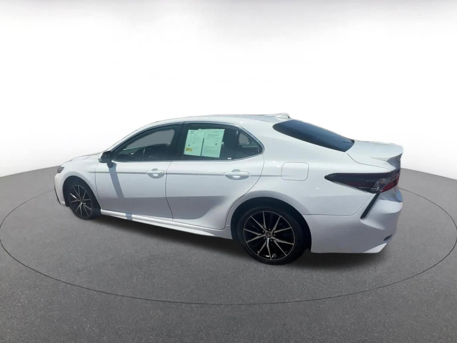 Thumbnail: 2024 Toyota Camry - 8