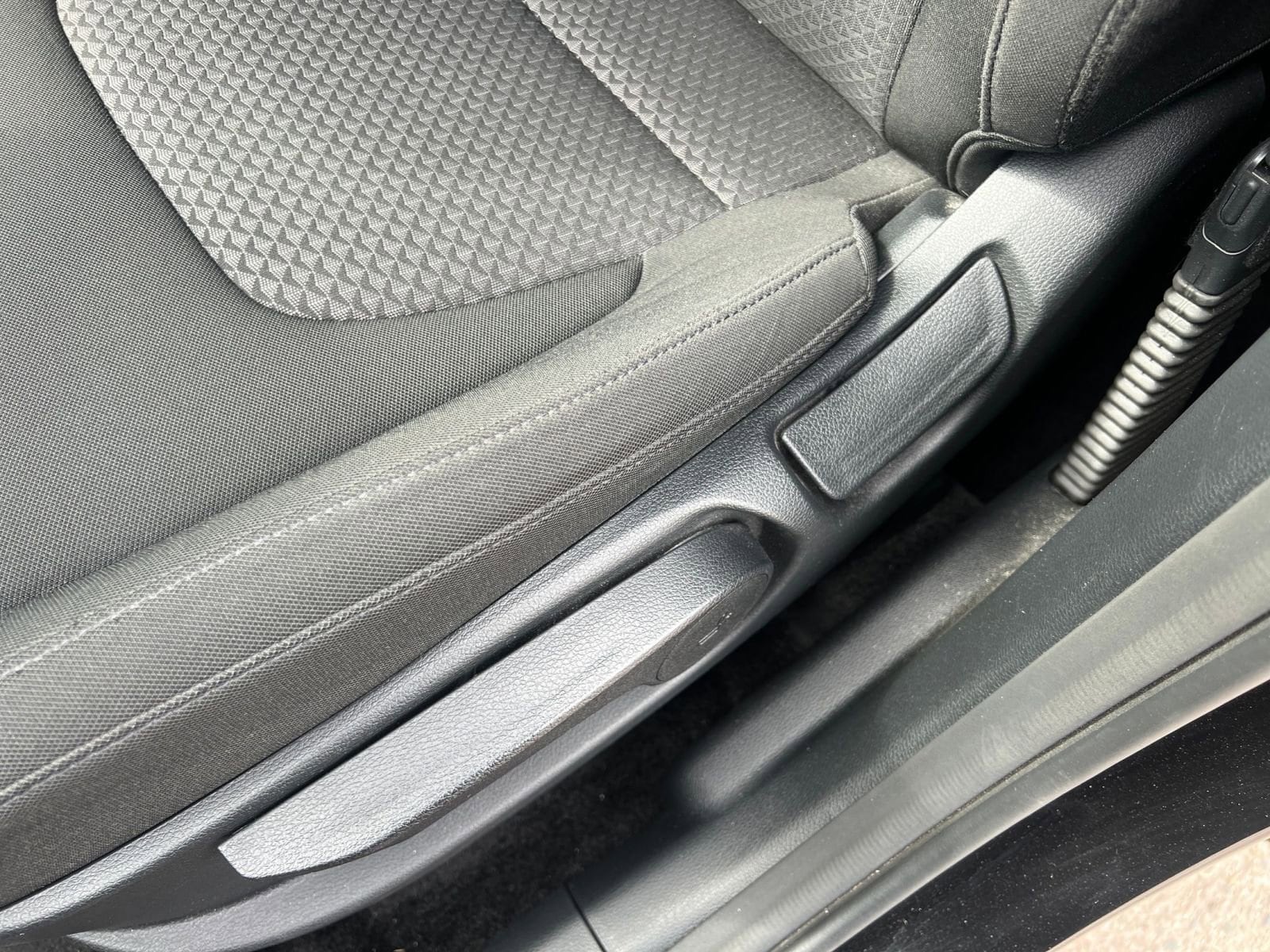 Thumbnail: 2025 Kia Sportage - 22