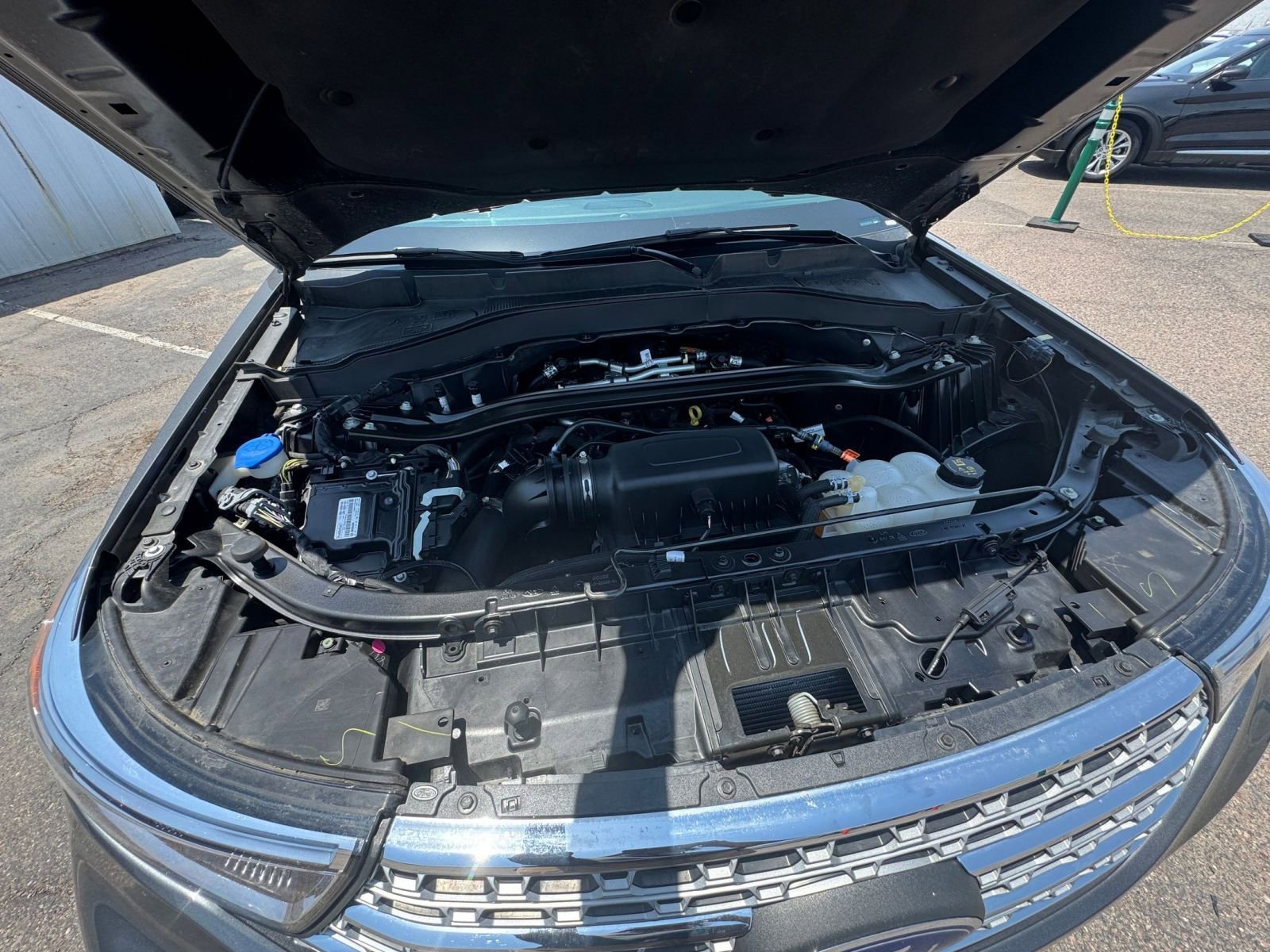 Thumbnail: 2023 Ford Explorer - 32