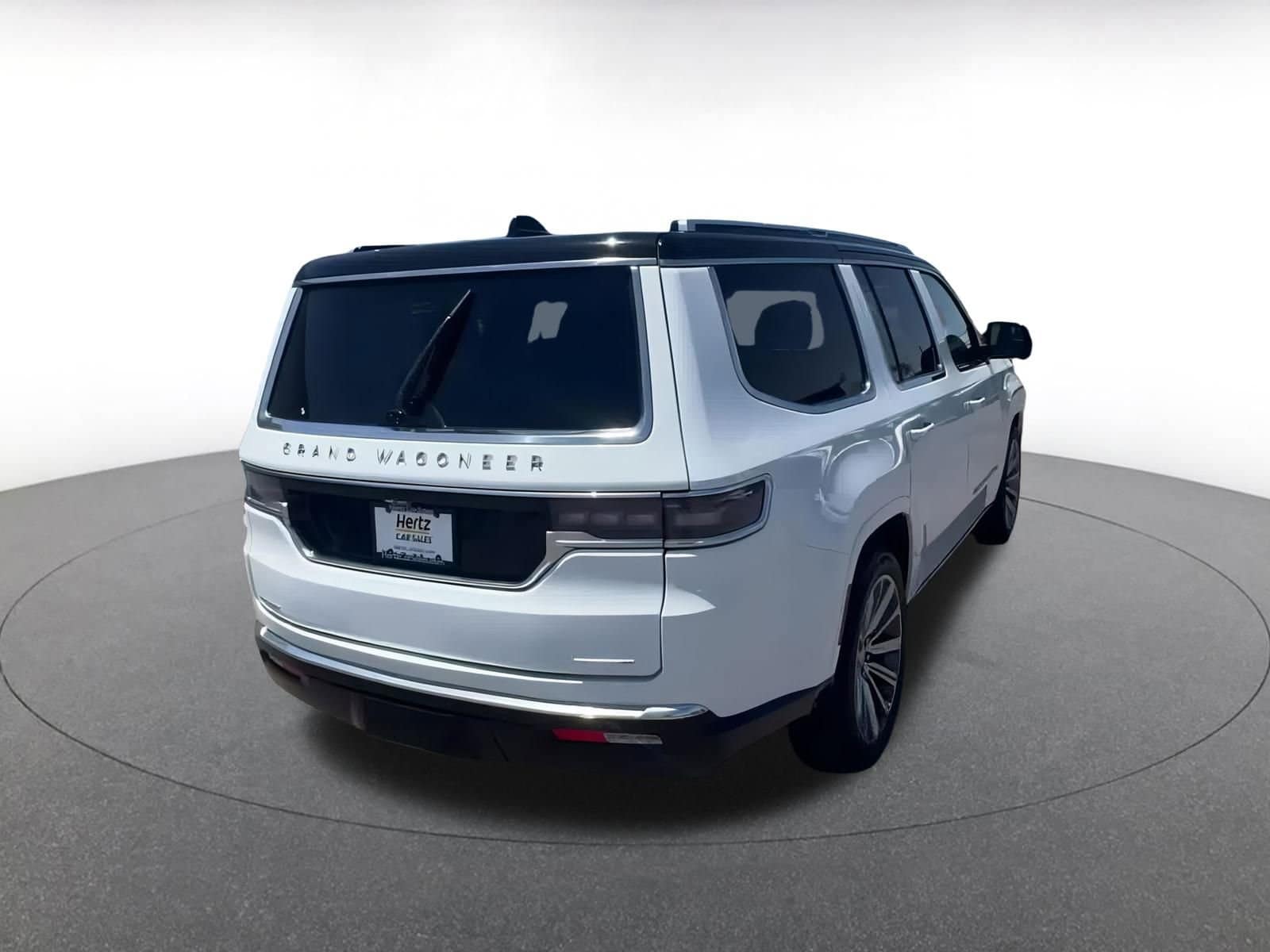 Thumbnail: 2023 Jeep Grand Wagoneer - 13