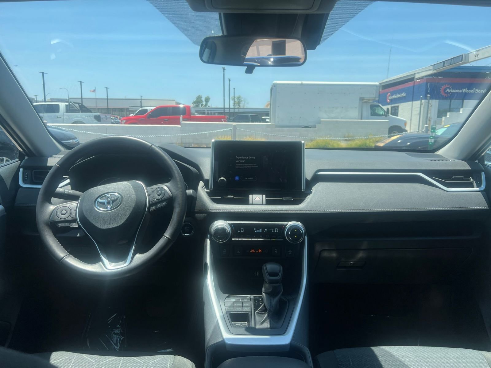 2024 Toyota RAV4 XLE 33