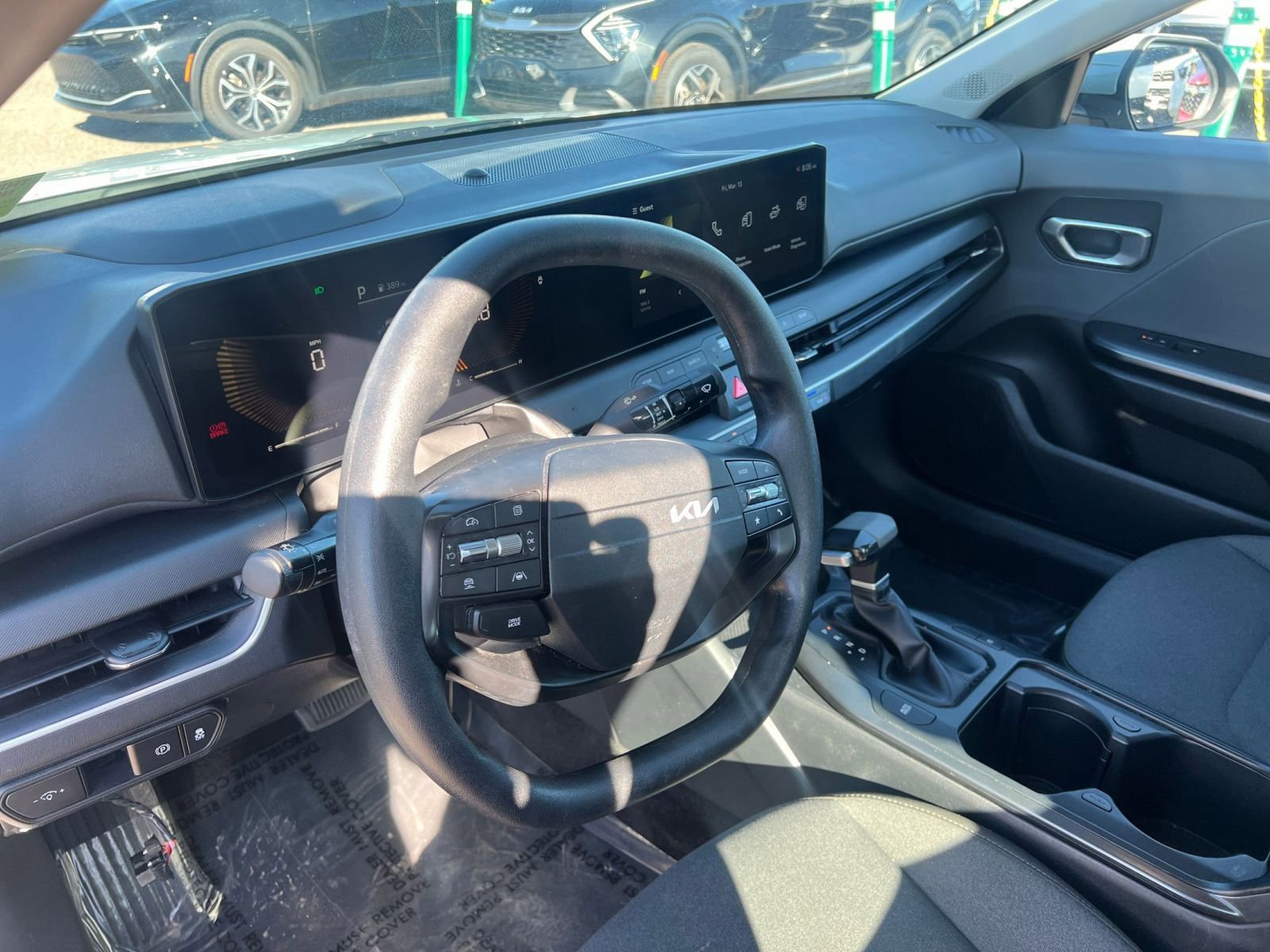 Thumbnail: 2025 Kia K4 - 28