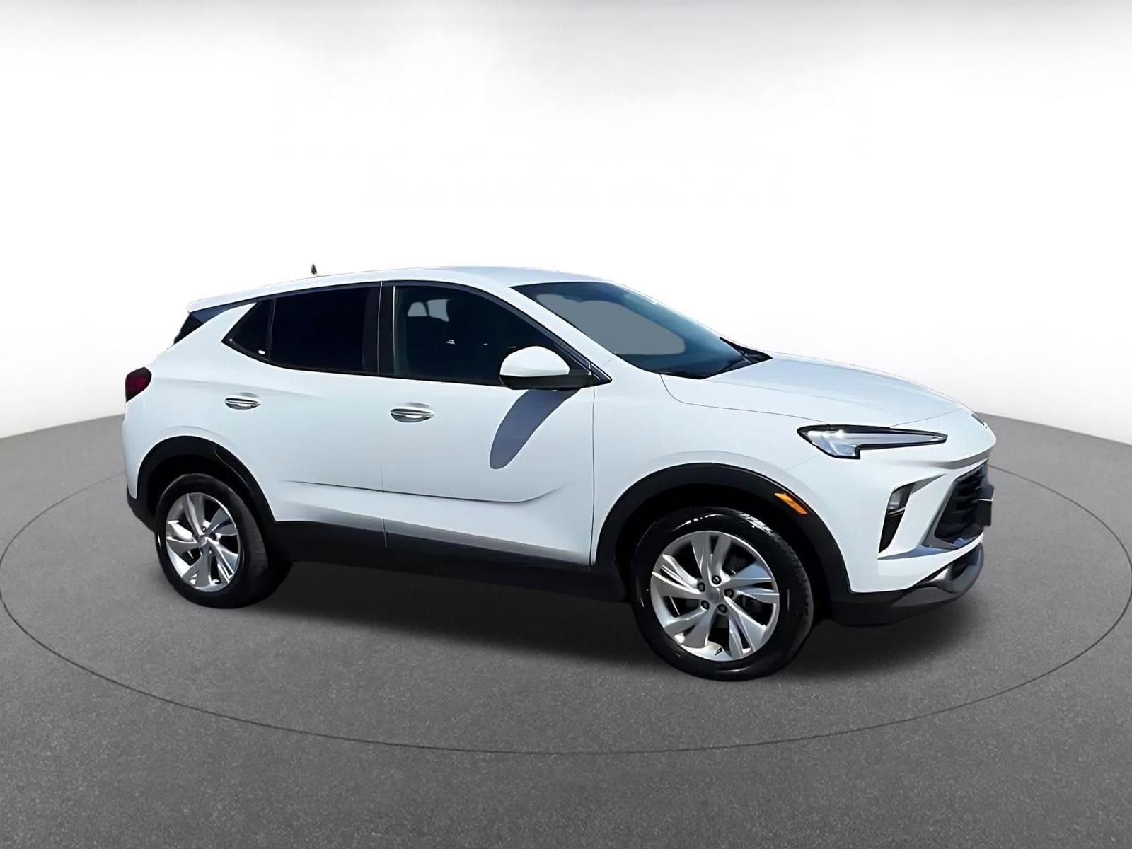 Thumbnail: 2025 Buick Encore GX - 2