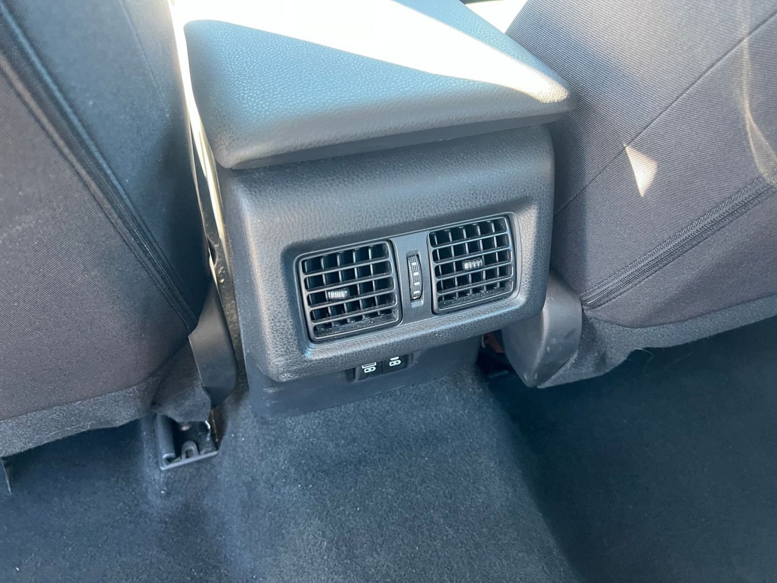 Thumbnail: 2025 Toyota Camry - 24