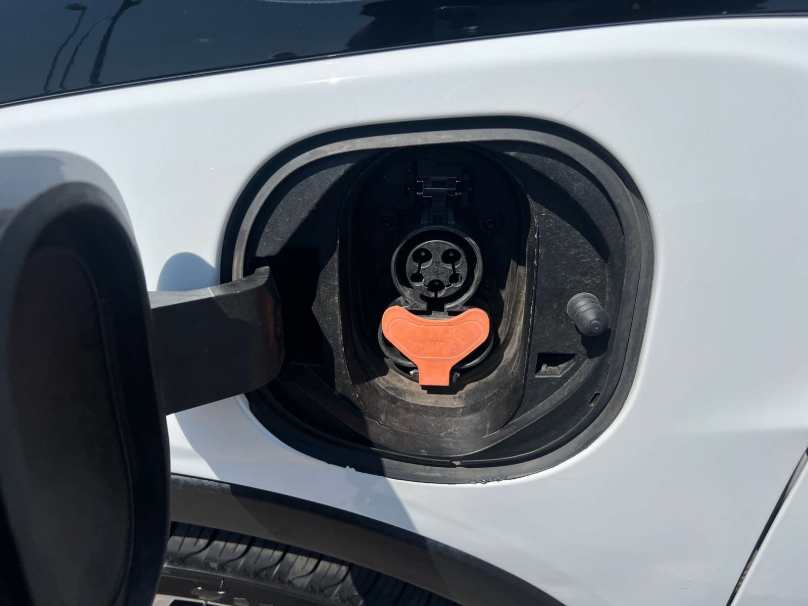 Thumbnail: 2023 Chevrolet Bolt EV - 23
