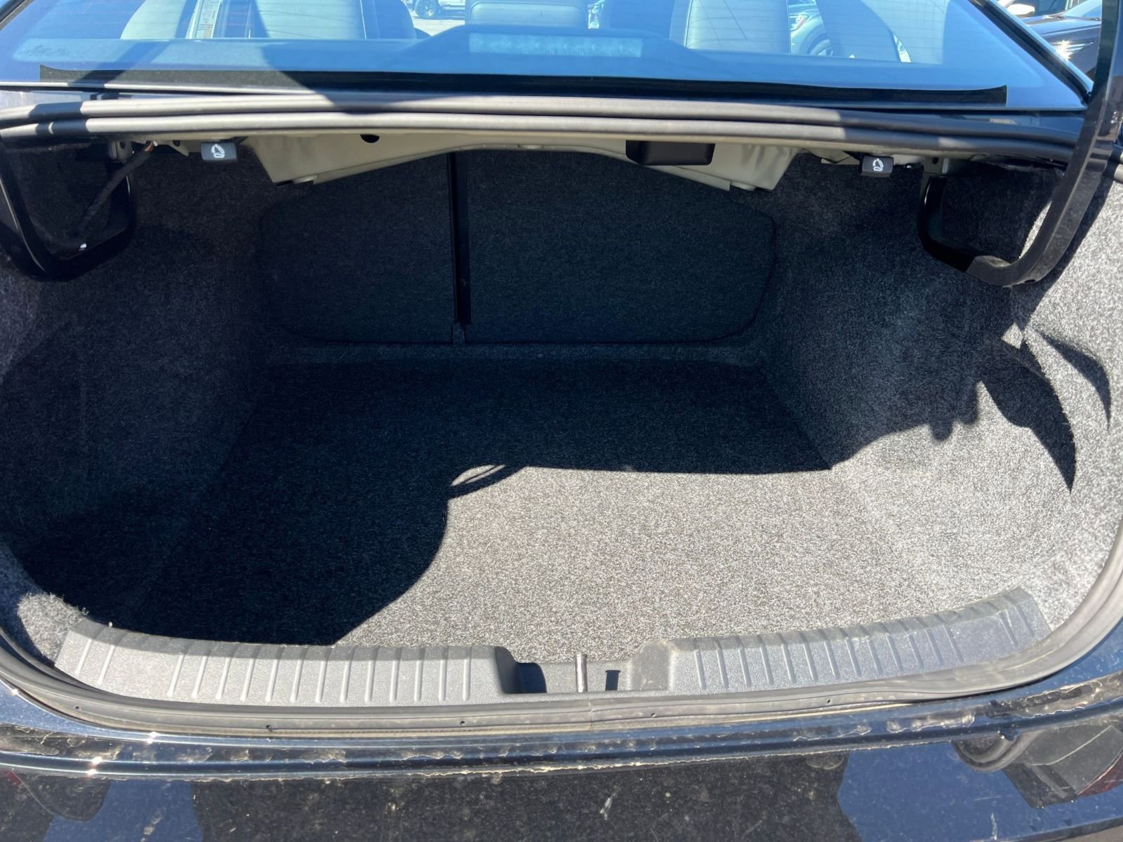 Thumbnail: 2025 Volkswagen Jetta - 31