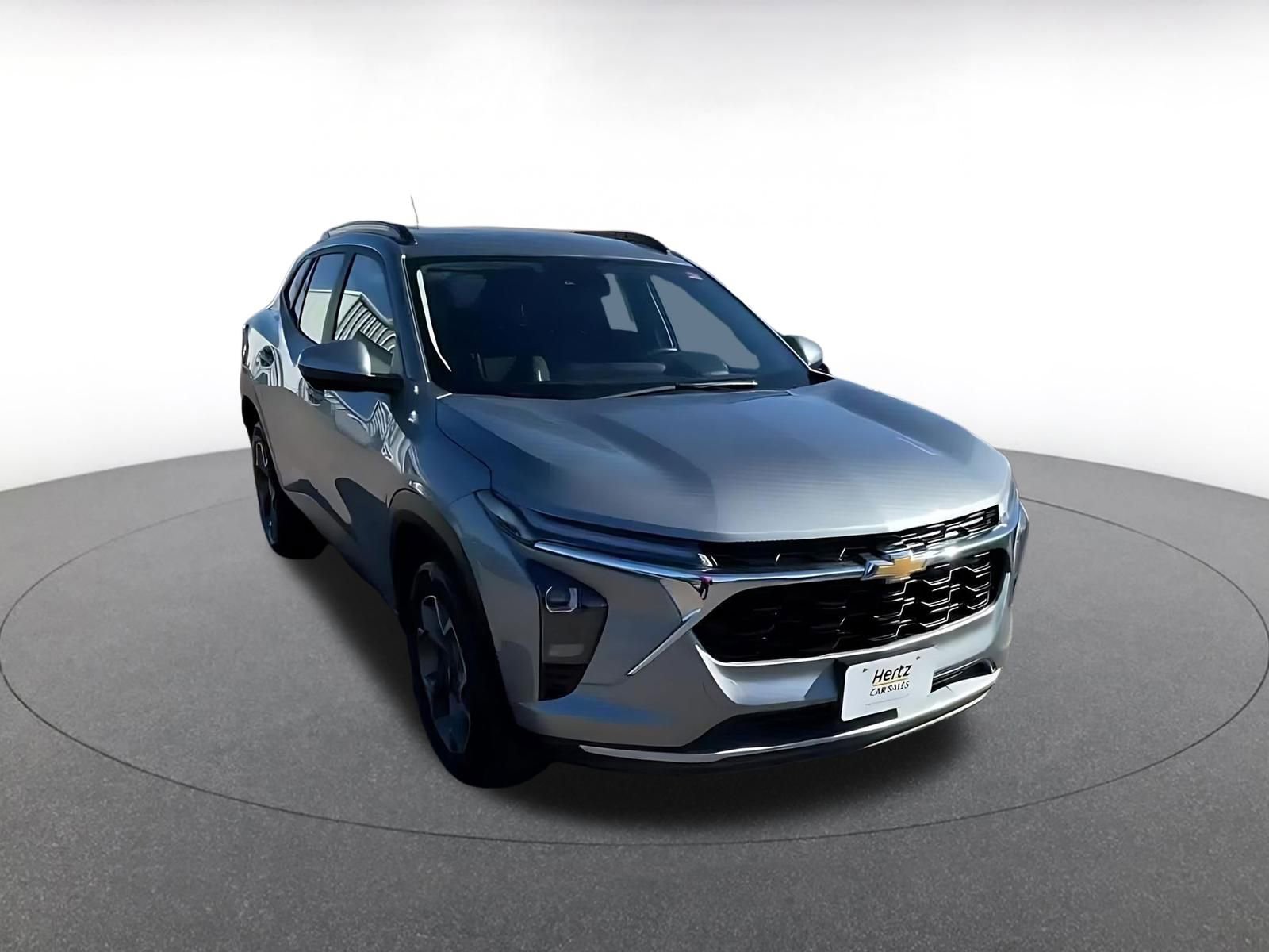 Thumbnail: 2025 Chevrolet Trax - 3