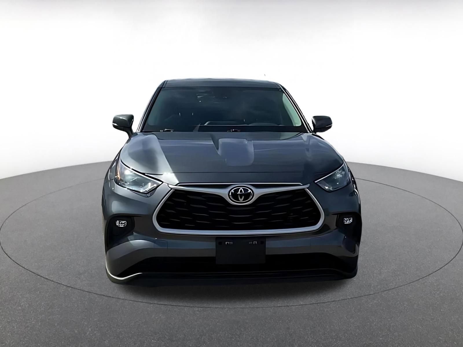 Thumbnail: 2025 Toyota Highlander - 4