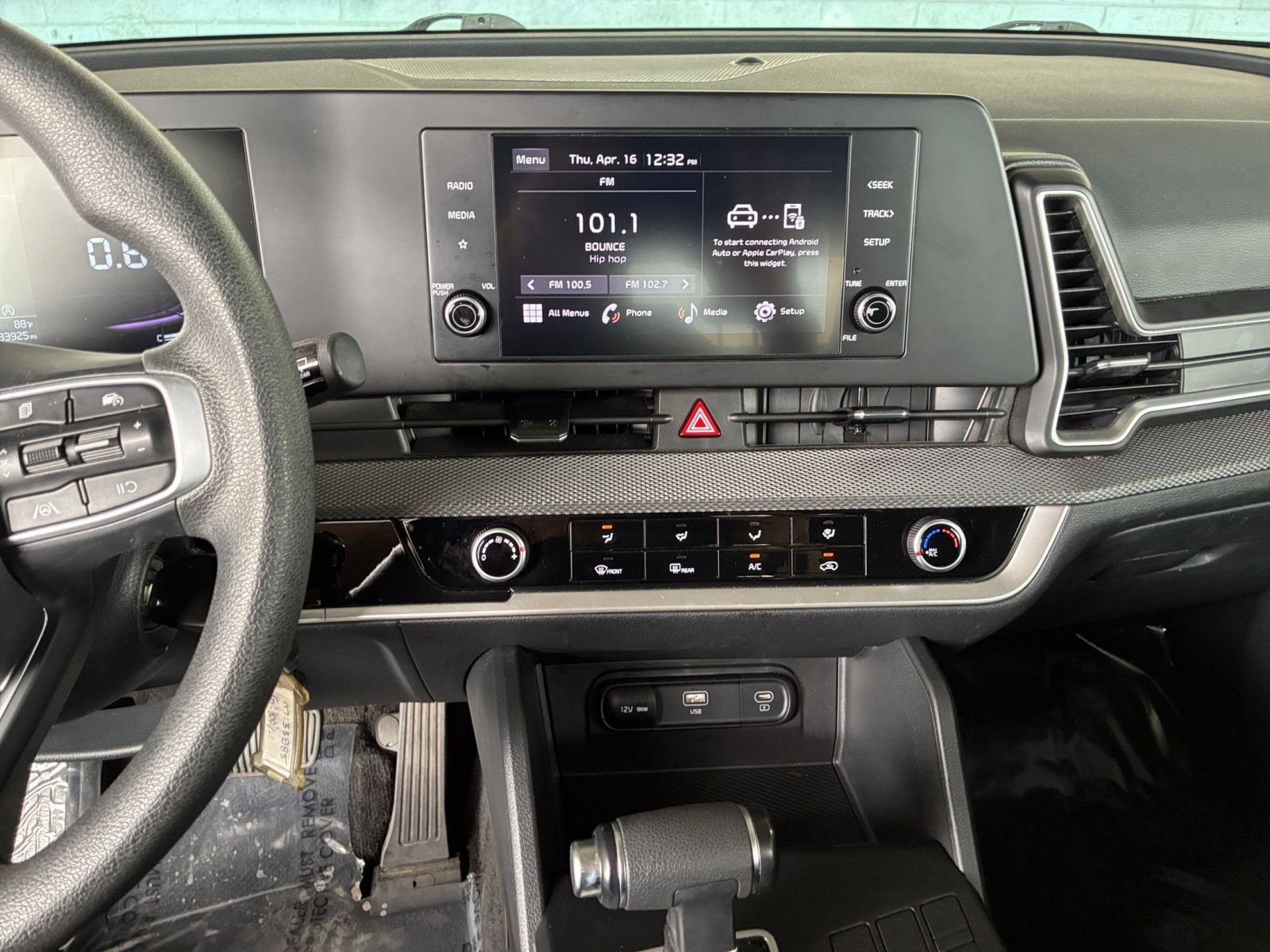 Thumbnail: 2025 Kia Sportage - 17