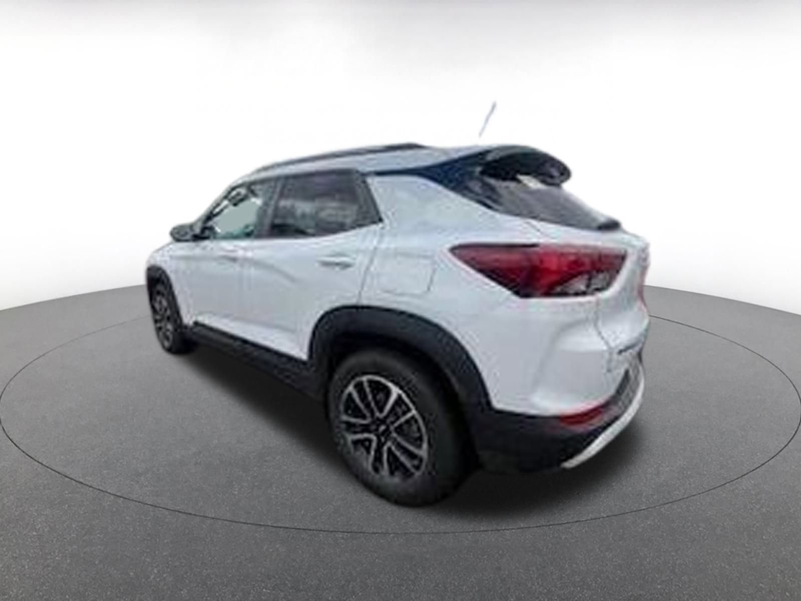 Thumbnail: 2025 Chevrolet TrailBlazer - 8