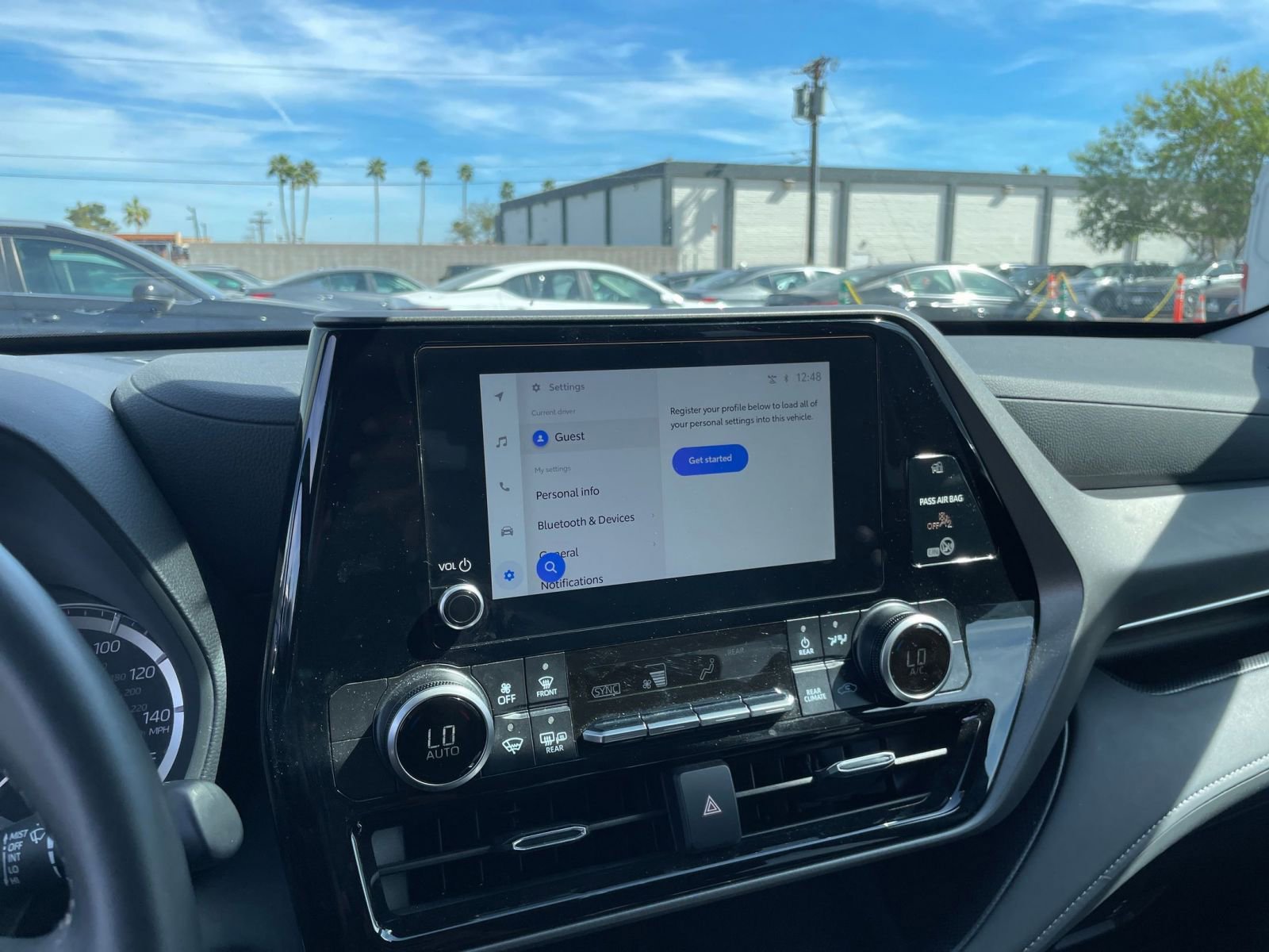 Thumbnail: 2025 Toyota Highlander - 20