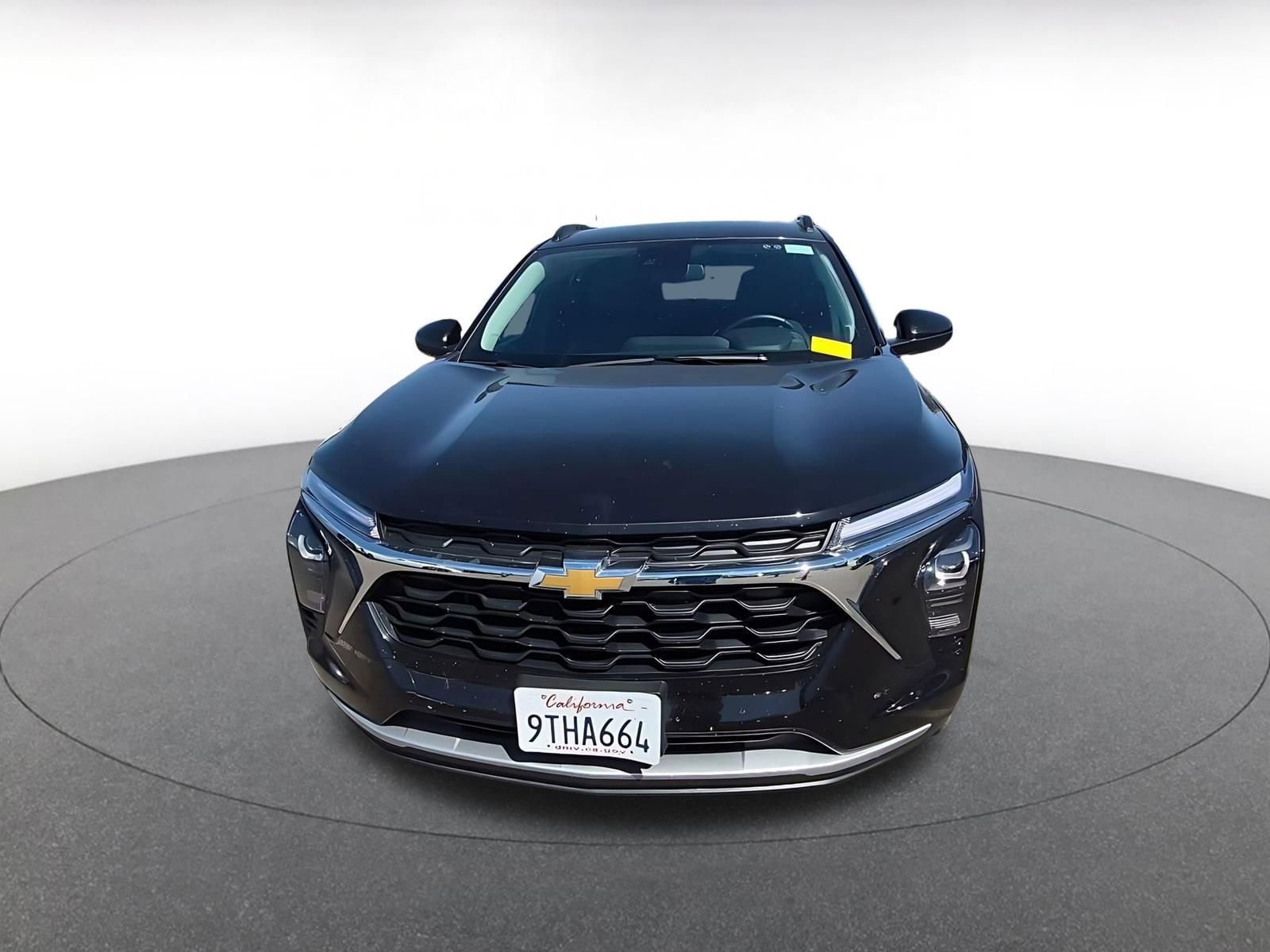 Thumbnail: 2025 Chevrolet Trax - 2