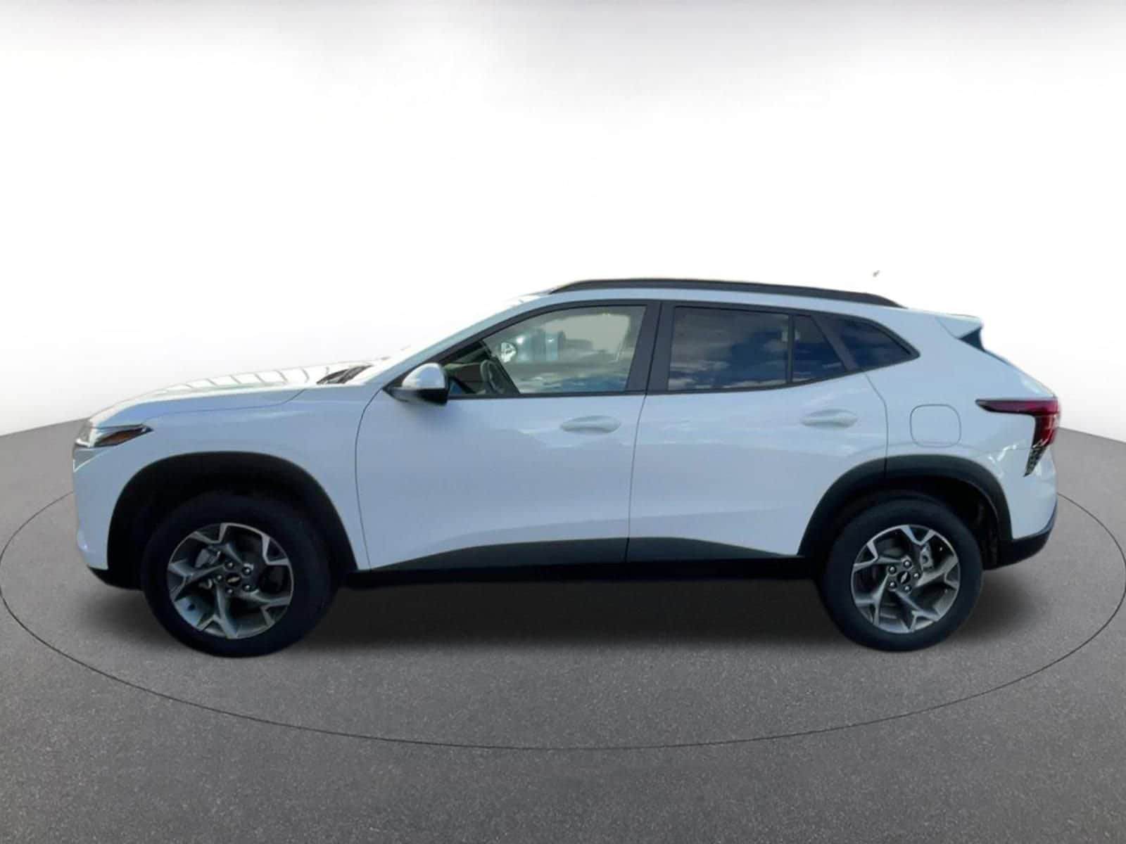 Thumbnail: 2025 Chevrolet Trax - 9